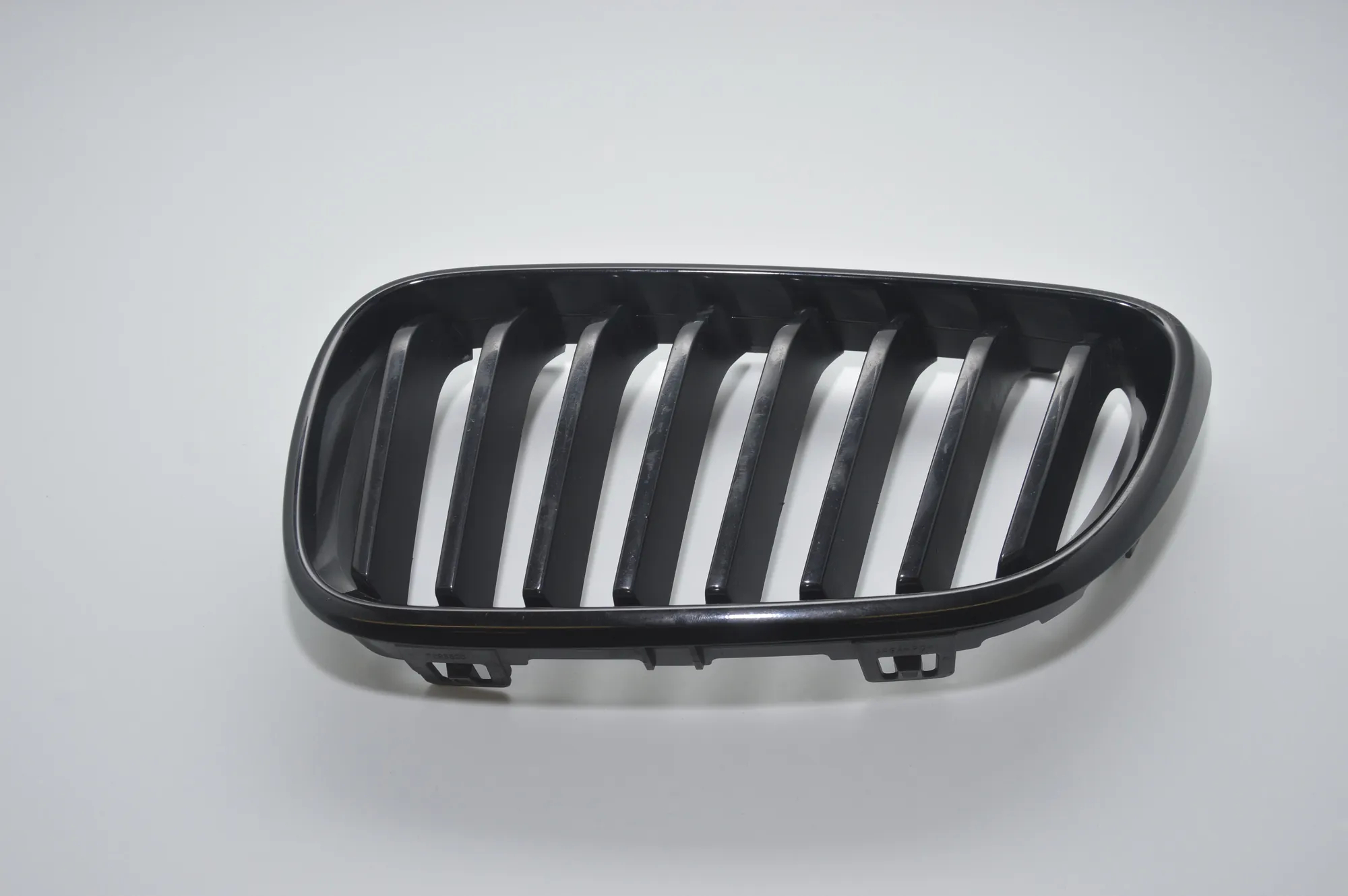 Front Left Grill – OEM 7295521 · BMW 2 Coupe (F22, F87) BMW 2 Coupe (F22, F87) M 235 i 2014 – 6