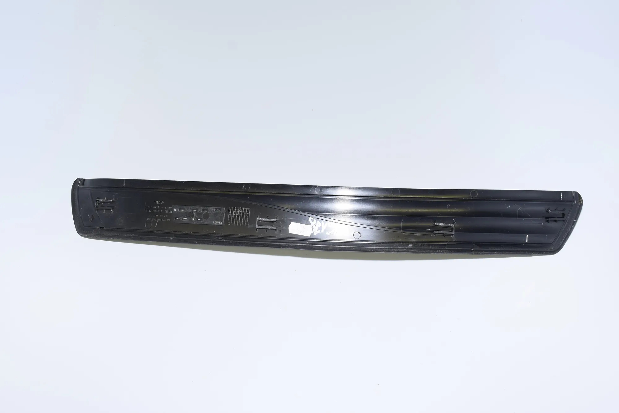 Door Sill Trim Kit – OEM 7034304 · BMW 5 Touring (E61) BMW 5 Touring (E61) 2005 – 12