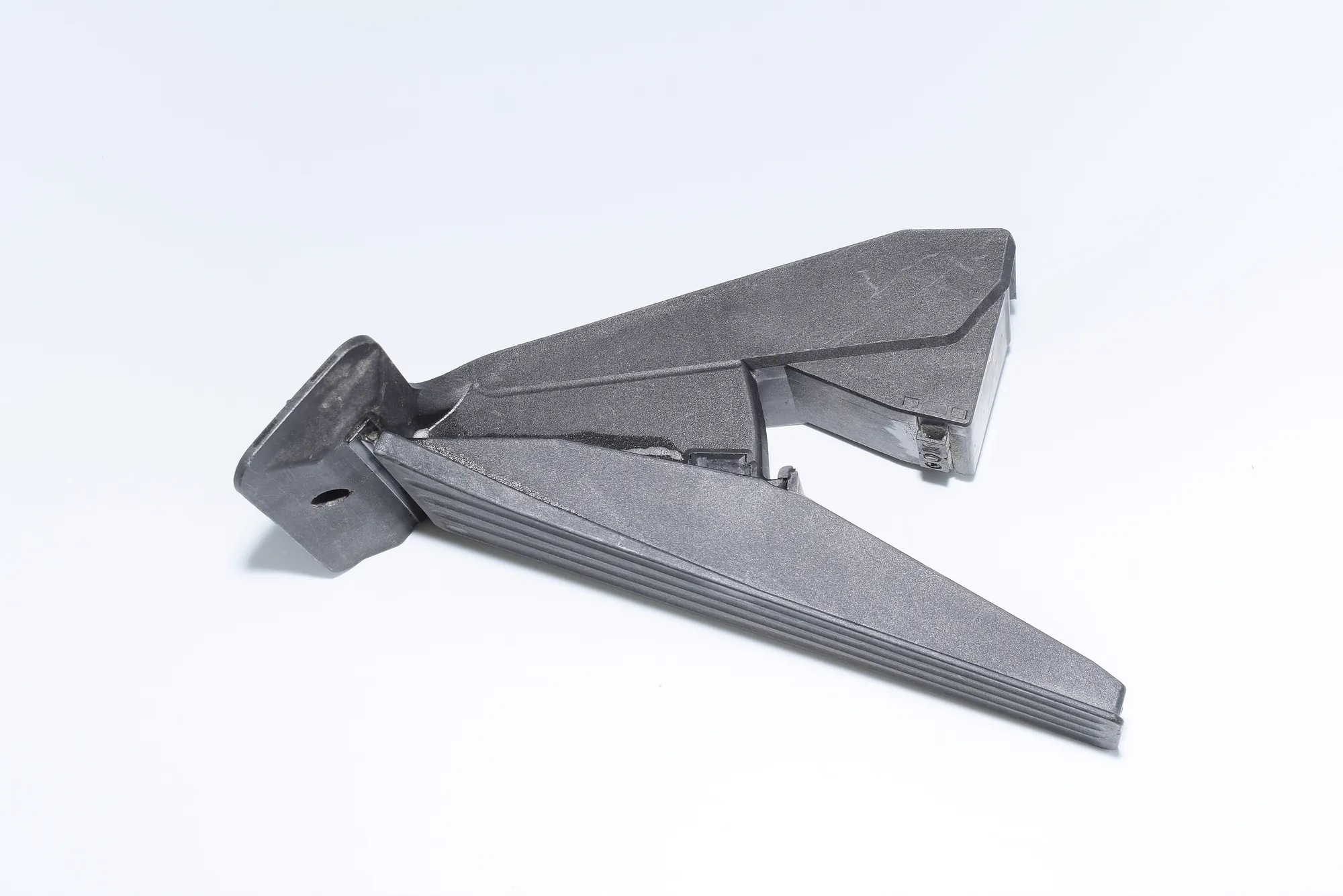 Throttle Pedal – OEM 6852644 · BMW 5 (E60) BMW 5 (E60) 2005