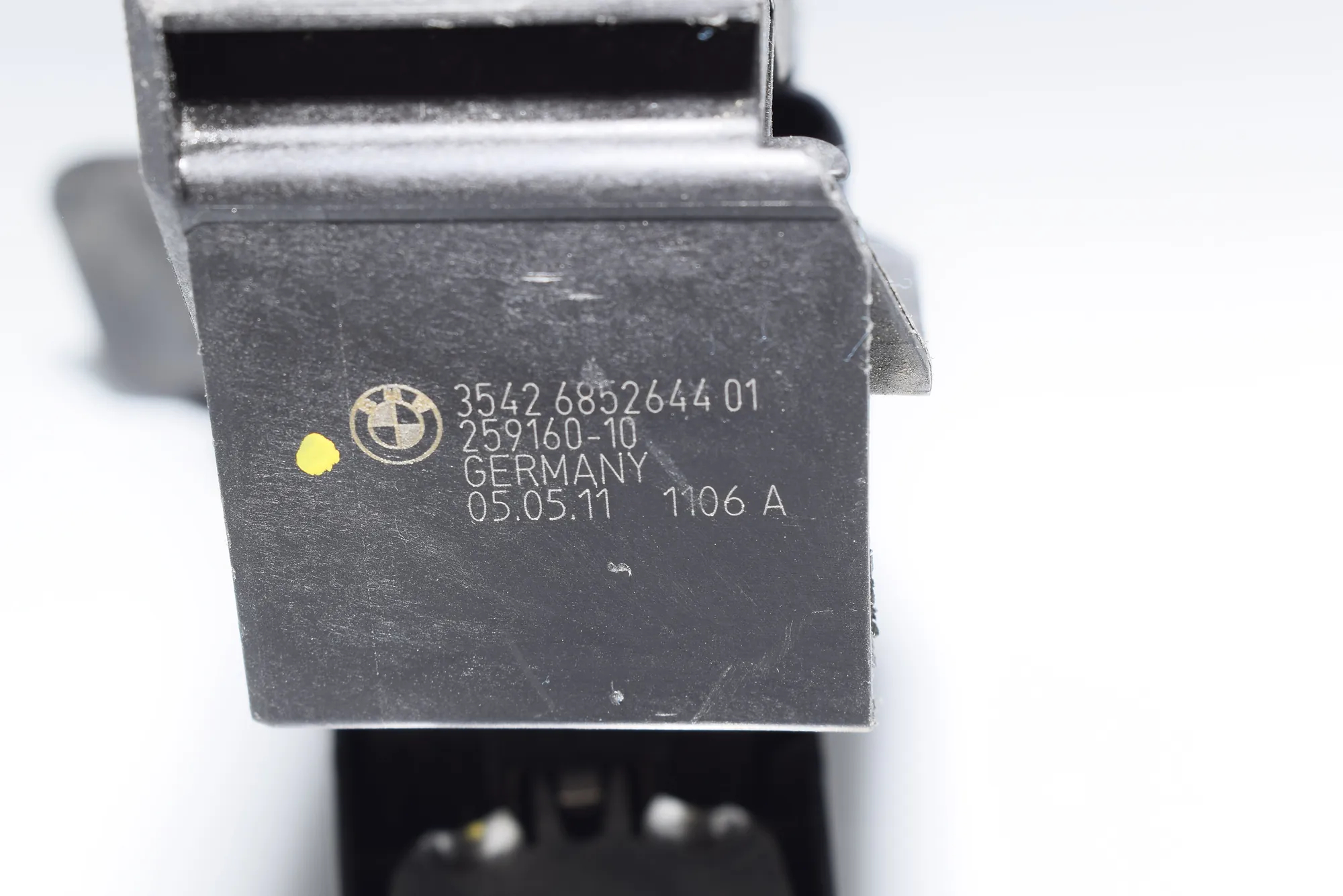 Throttle Pedal – OEM 6852644 · BMW 5 (E60) BMW 5 (E60) 2005 – 5