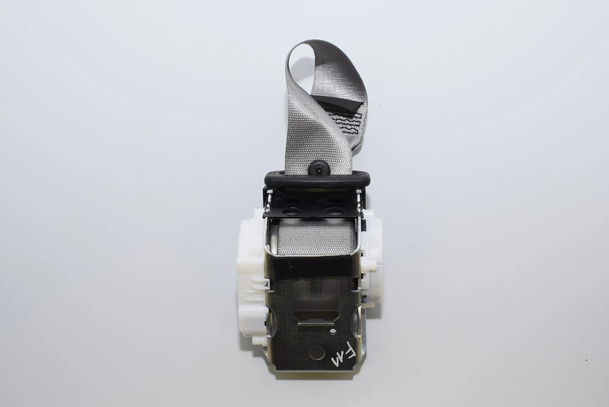 Rear Right Seatbelt – OEM 7285872 · BMW 5 Touring (F11) BMW 5 Touring (F11) 2010 – 3