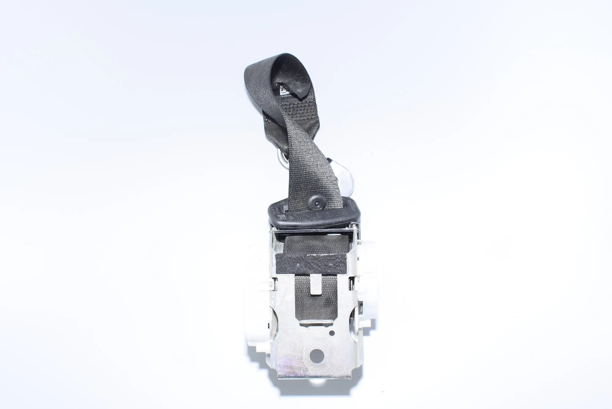 Rear Left Seatbelt – OEM 7285867 · BMW 5 Touring (F11) BMW 5 Touring (F11) 2010 – 3