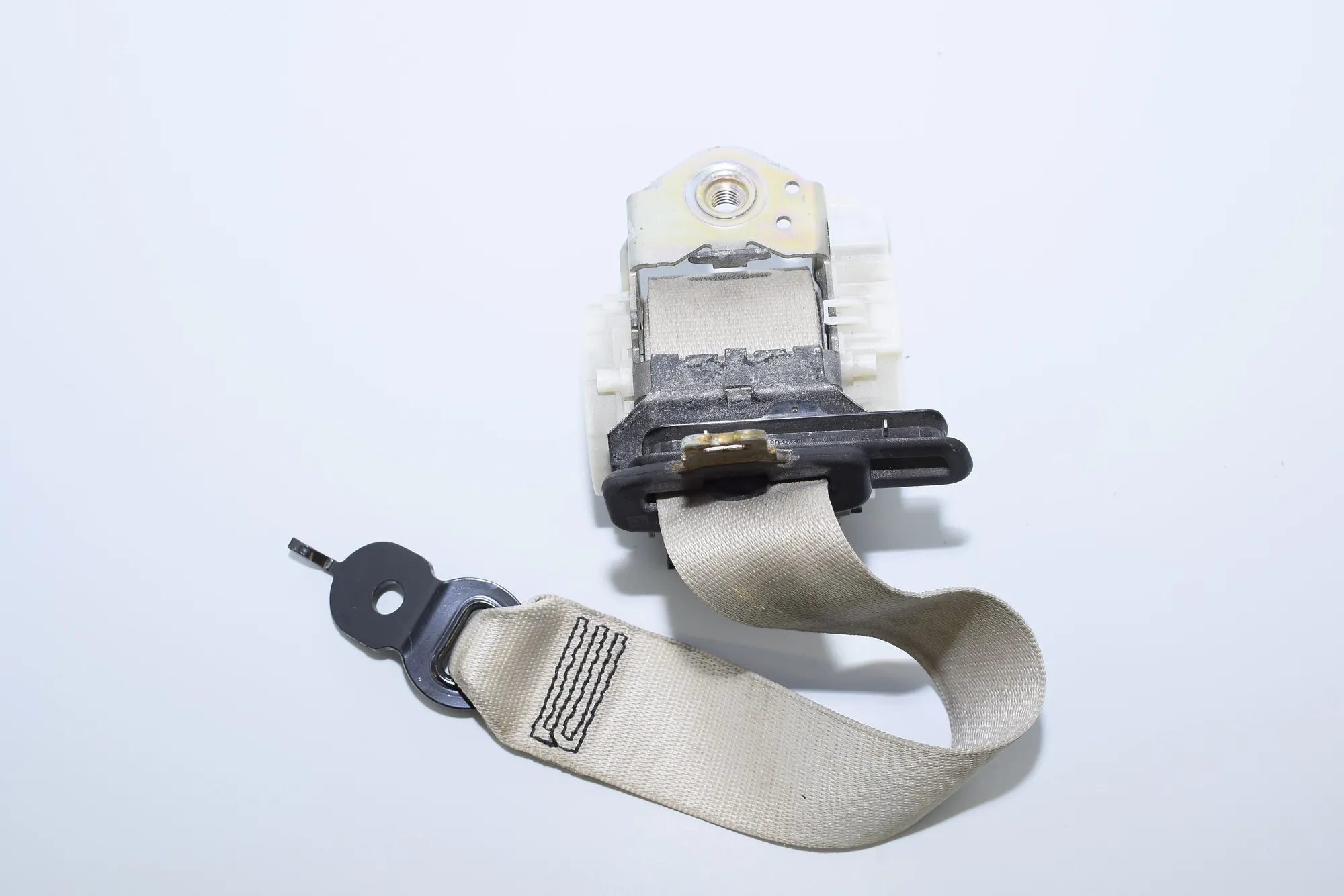 Rear Middle Seatbelt – OEM 9163244 · BMW 5 (F10) BMW 5 (F10) 2010 – 2