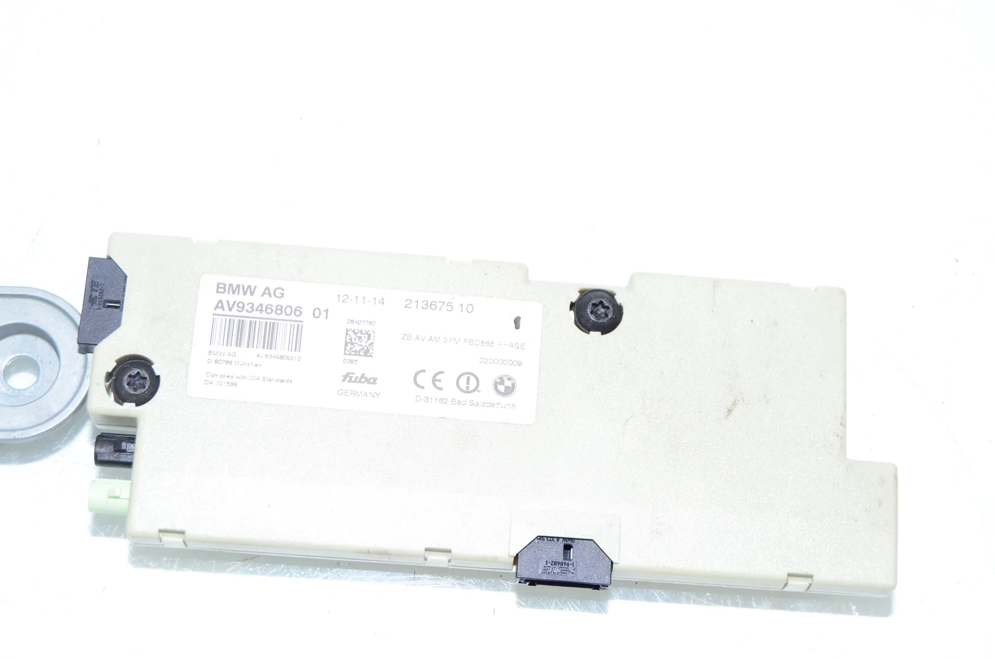 Antenna Amplifier – OEM 6935024 · BMW 5 (F10) 530 d 2014 – 3