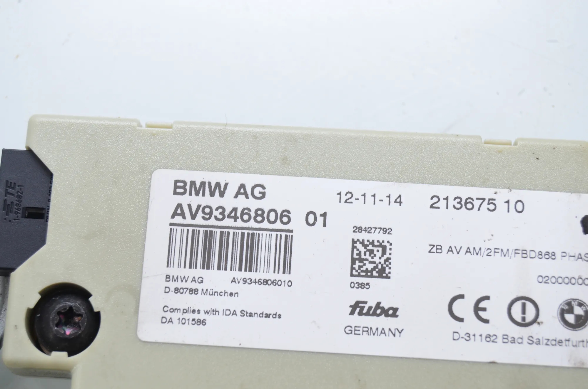 Antenna Amplifier – OEM 6935024 · BMW 5 (F10) 530 d 2014 – 7