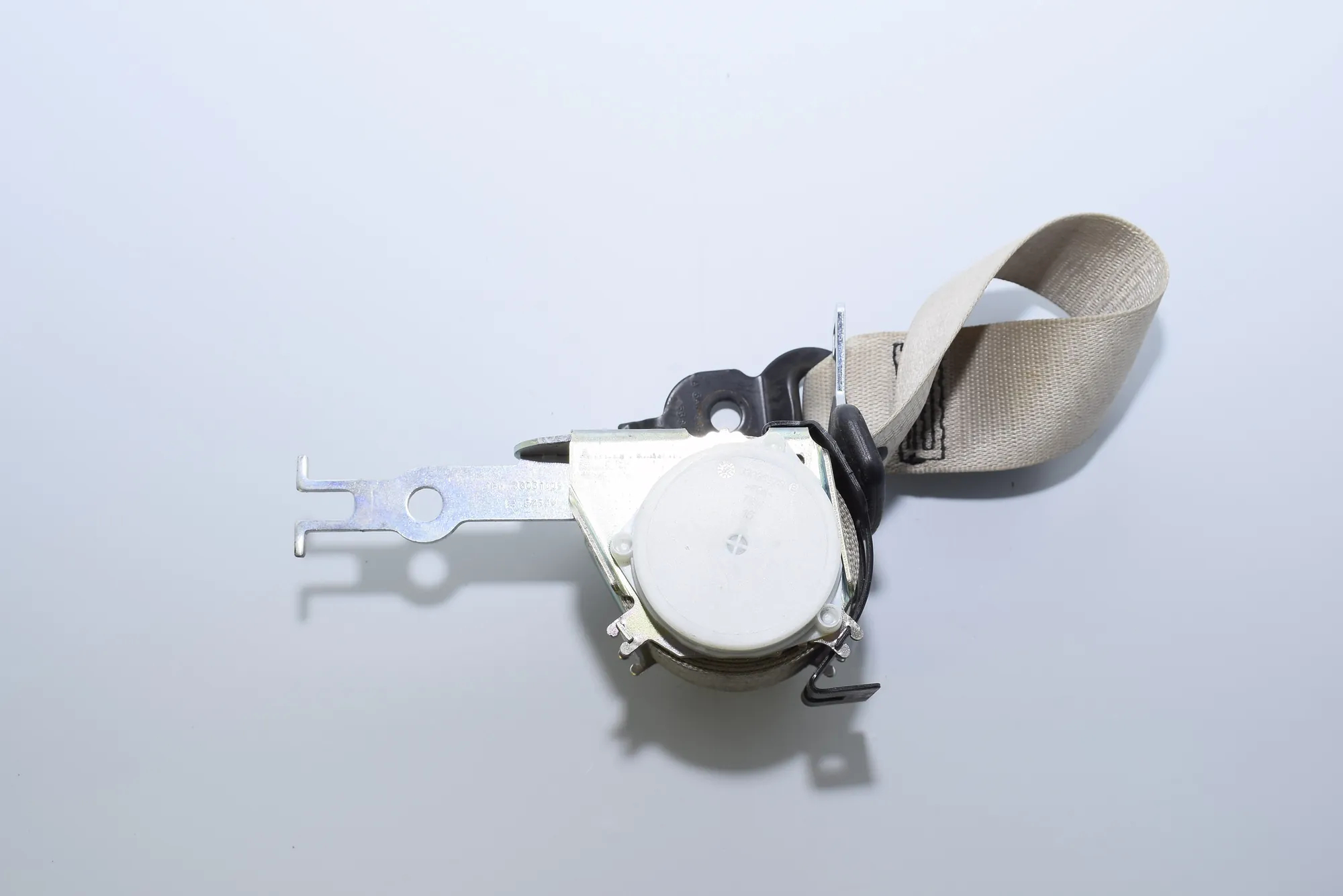 Rear Left Seatbelt – OEM 9163240 · BMW 5 (F10) BMW 5 (F10) 2010 – 2