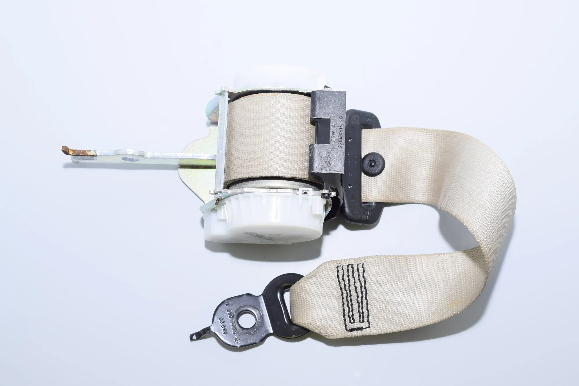 Rear Left Seatbelt – OEM 9163240 · BMW 5 (F10) BMW 5 (F10) 2010