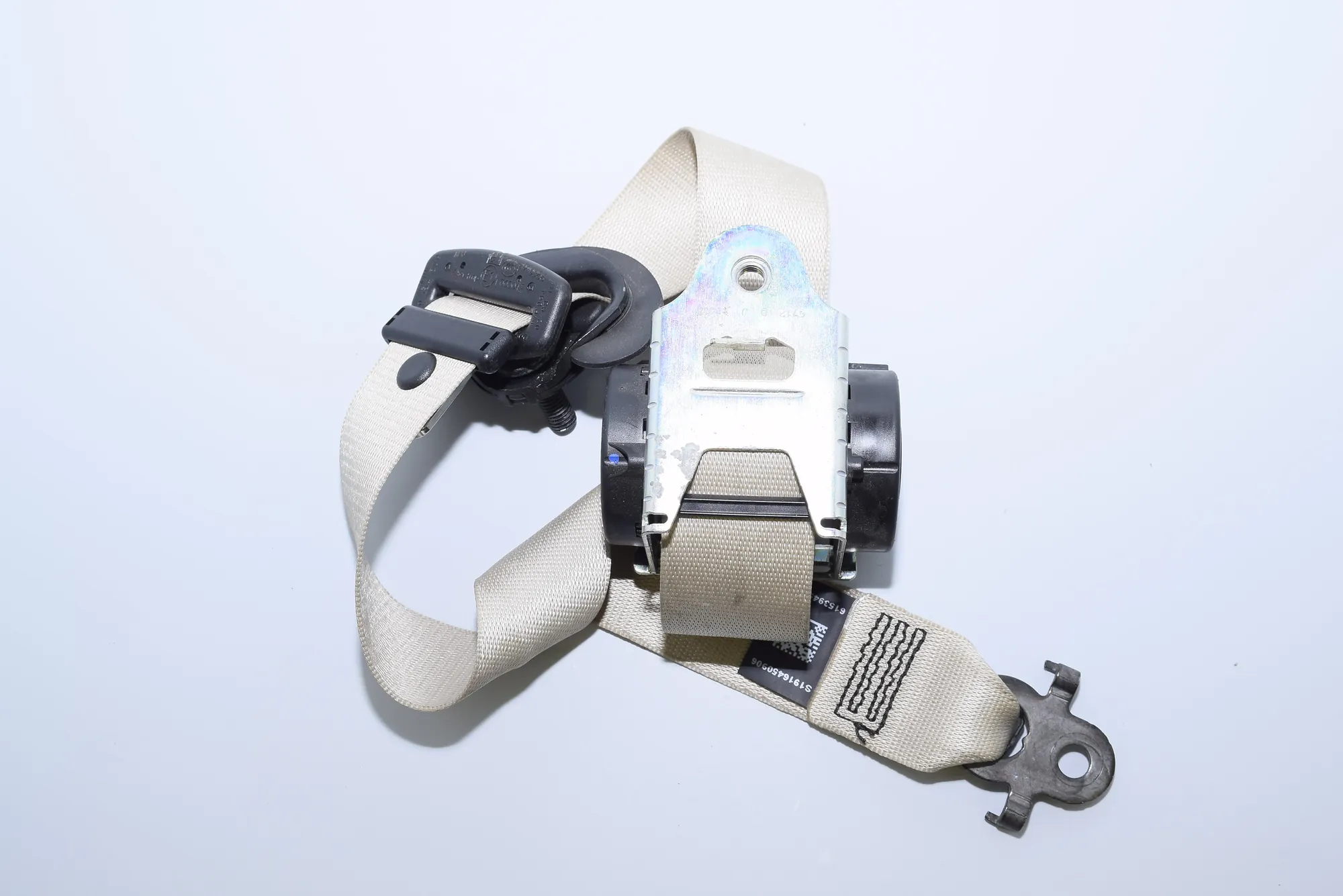 Rear Right Seatbelt – OEM 9164509 · BMW 5 Touring (F11) BMW 5 Touring (F11) 2010 – 3