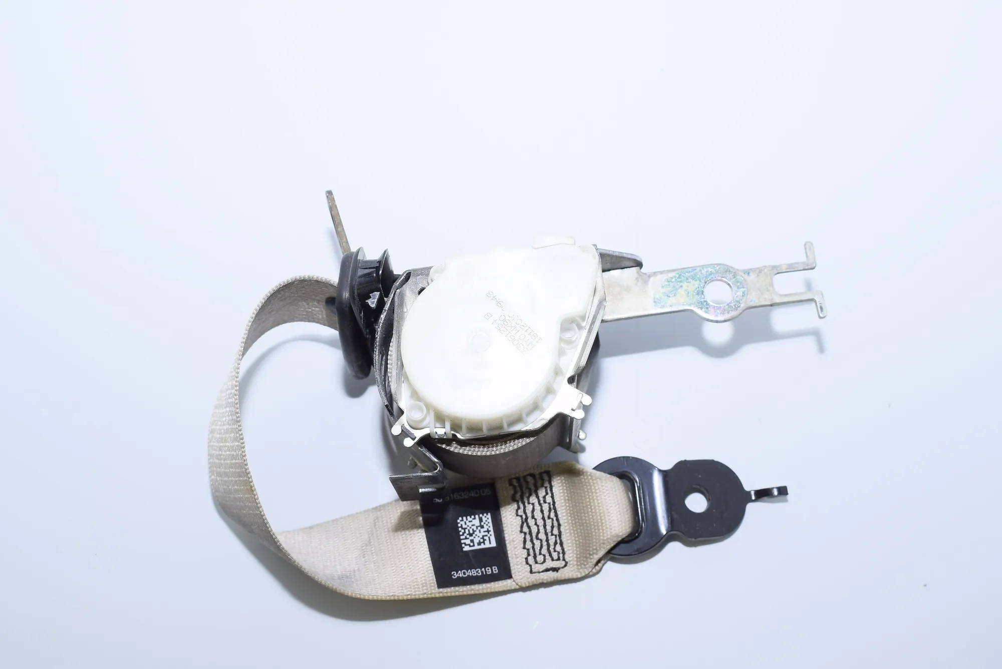 Rear Left Seatbelt – OEM 9163240 · BMW 5 (F10) BMW 5 (F10) 2010 – 2