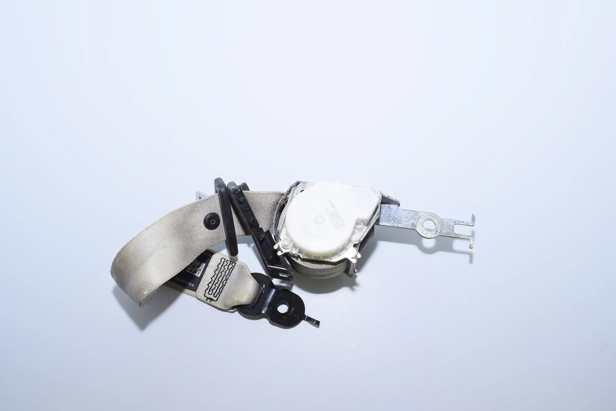 Rear Left Seatbelt – OEM 9163240 · BMW 5 (F10) BMW 5 (F10) 2010 – 2