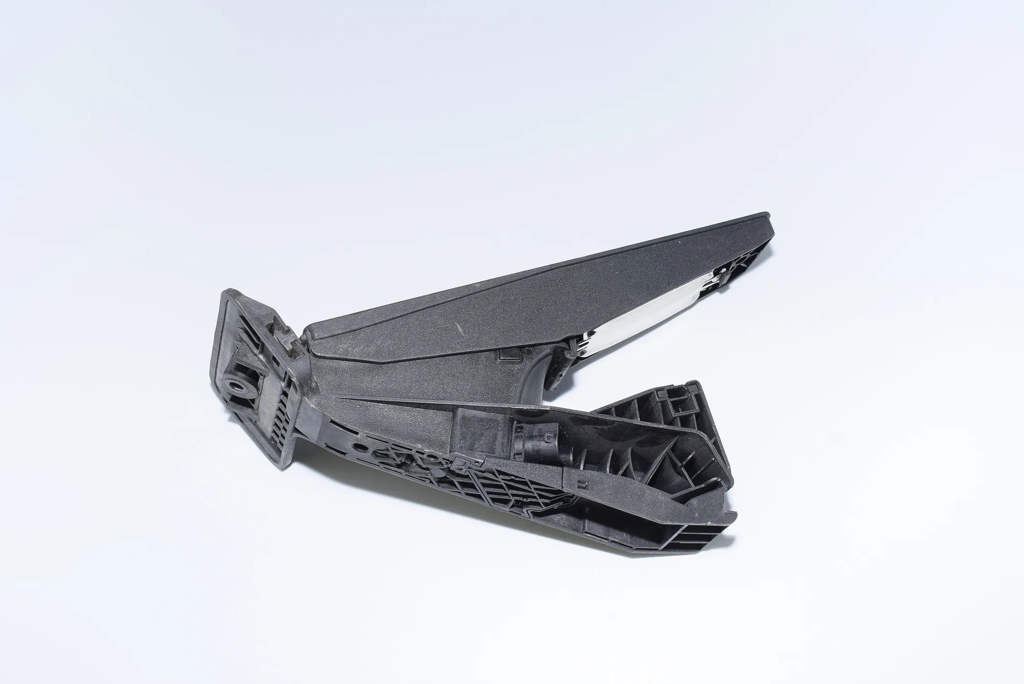 Throttle Pedal – OEM 6789998 · BMW 5 Touring (E61) BMW 5 Touring (E61) 2004 – 4
