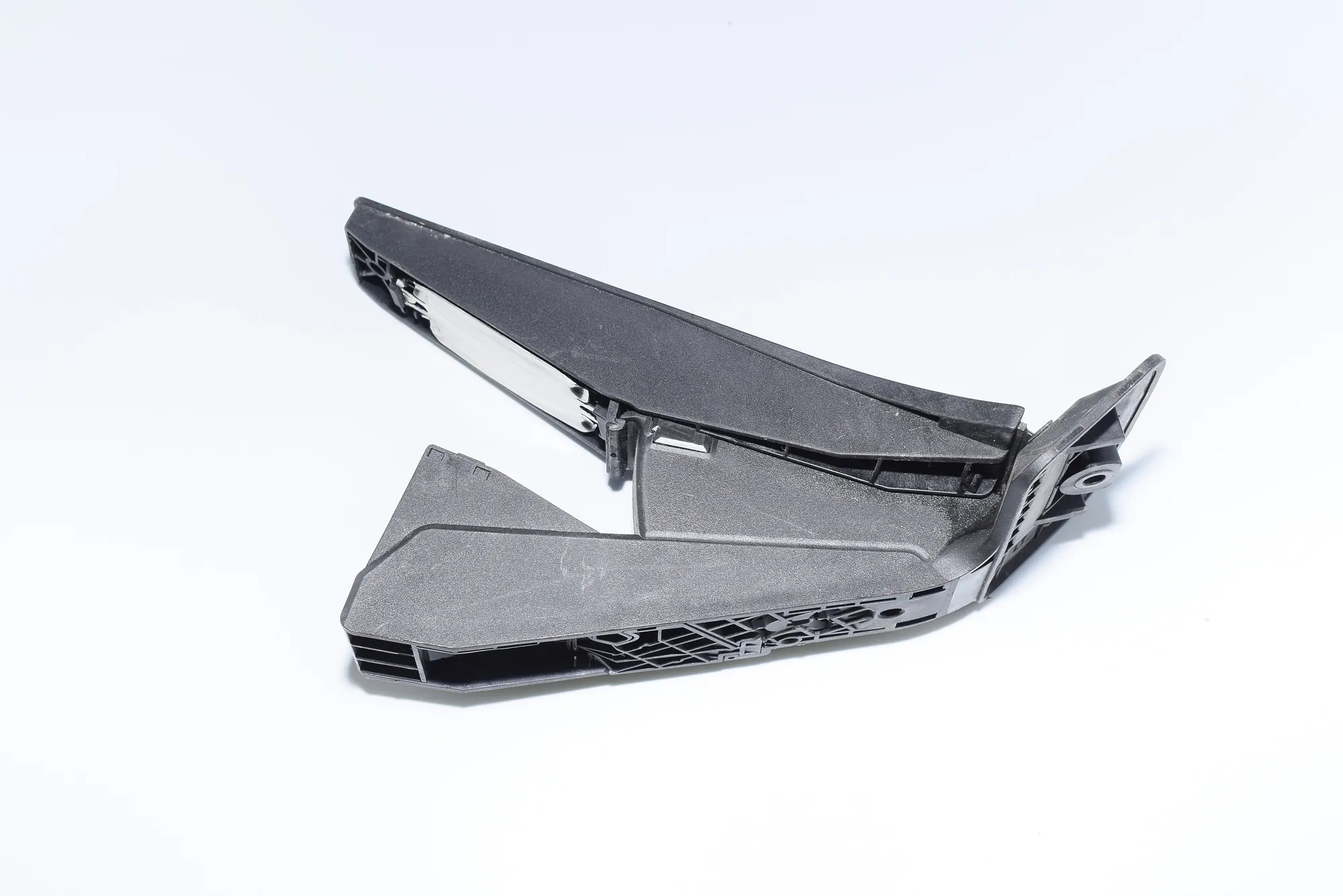 Throttle Pedal – OEM 6789998 · BMW 5 Touring (E61) BMW 5 Touring (E61) 2004 – 2