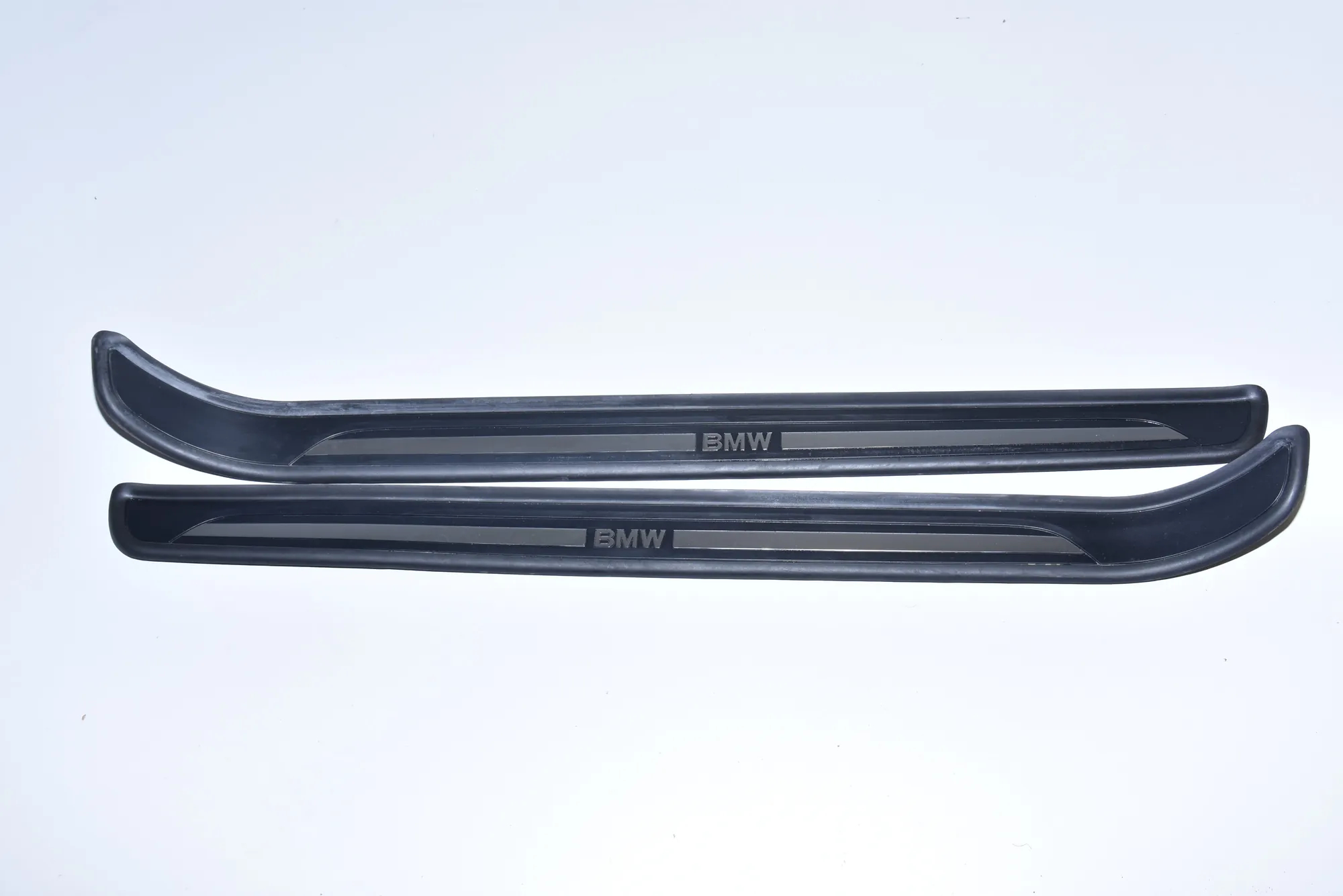 Door Sill Trim Kit – OEM 7120763 · BMW 3 Cabrio (E93) BMW 3 Cabrio (E93) 2011