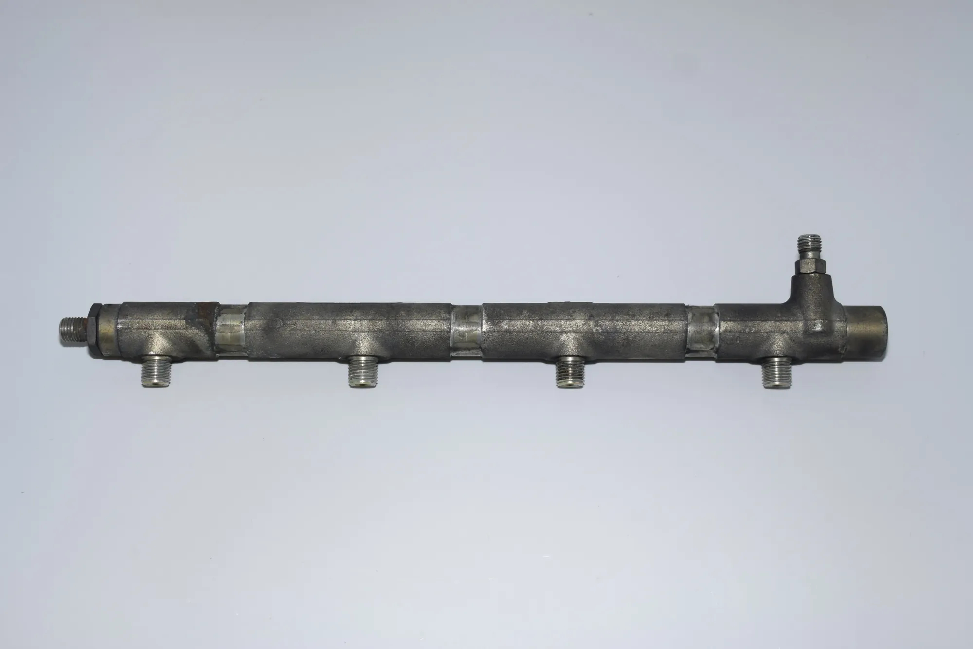 Fuel Rail – OEM F00R000224 · BMW 7 (E38) BMW 7 (E38) 740 d 1999 – 2