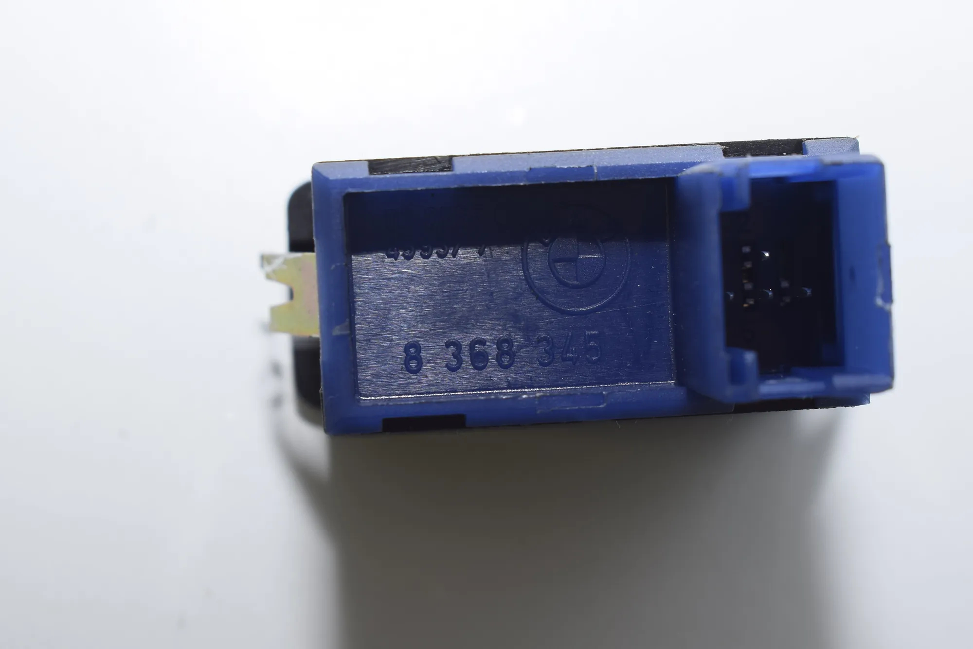 Switches – OEM 8368345 · BMW X5 (E53) 3.0 d 2004 – 6
