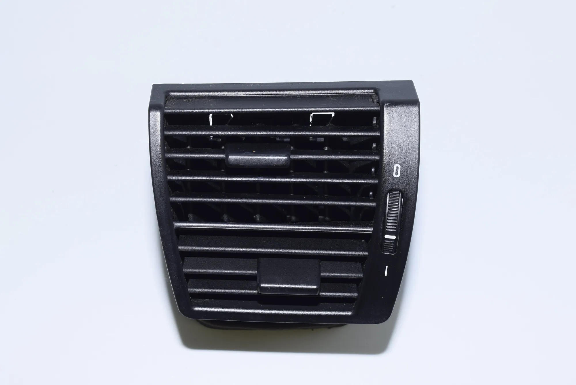 Dashboard Air Vents – OEM 8402216 · BMW X5 (E53) 3.0 d 2004 – 3