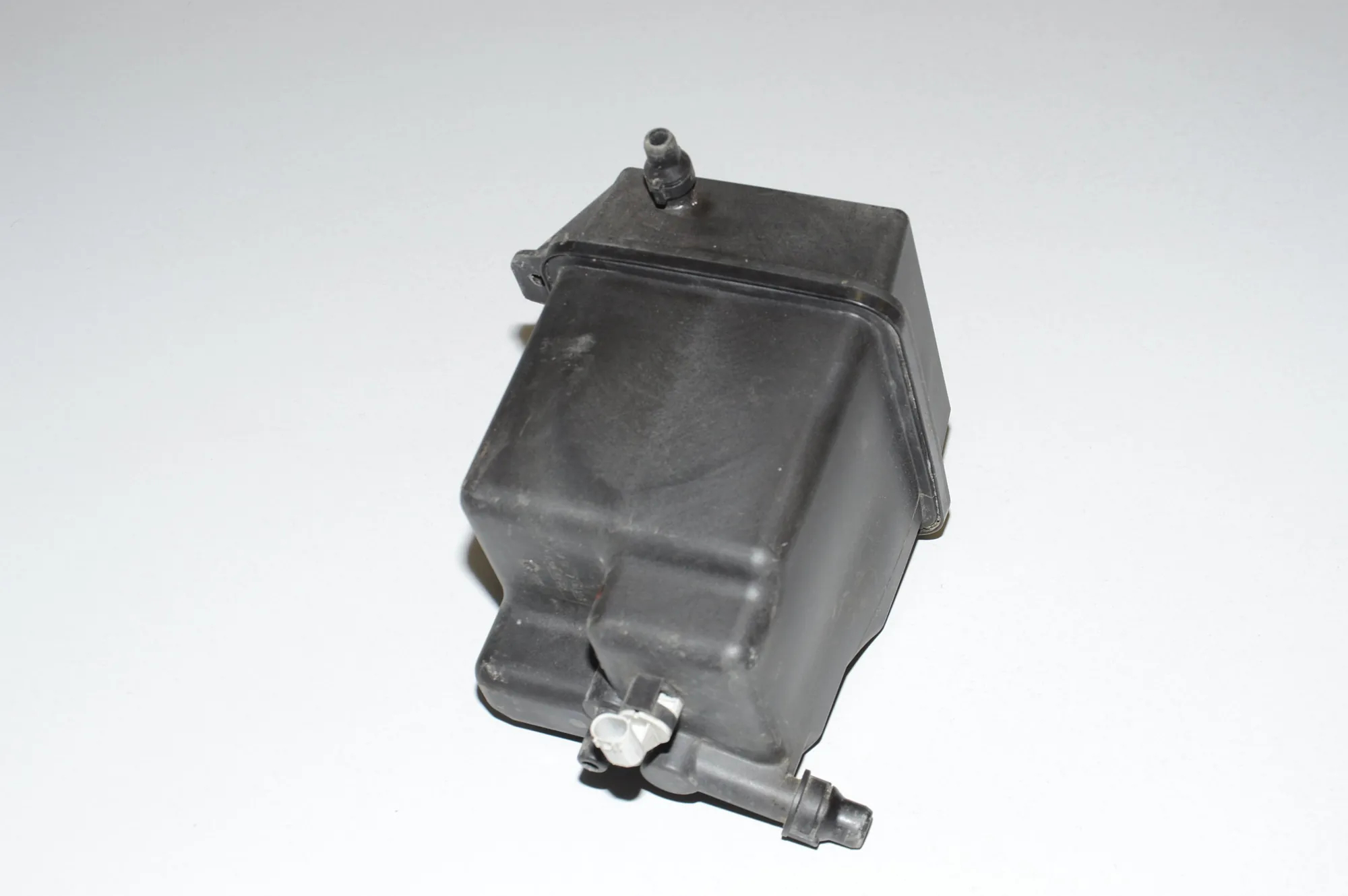 Expansion Tank – OEM 7501959 · BMW X5 (E53) 3.0 d 2004 – 4