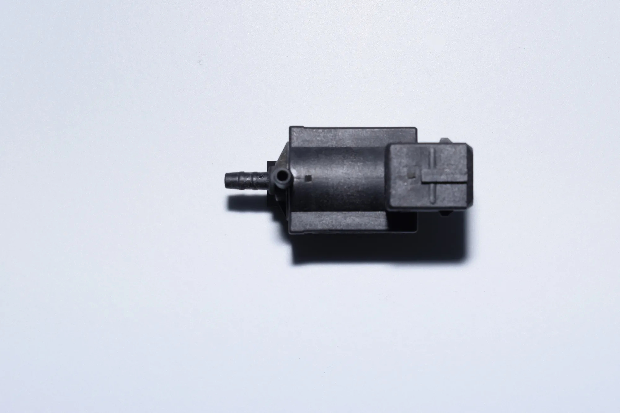 Solenoid Valve – OEM 1742712 · BMW X5 (E53) 3.0 d 2004 – 2