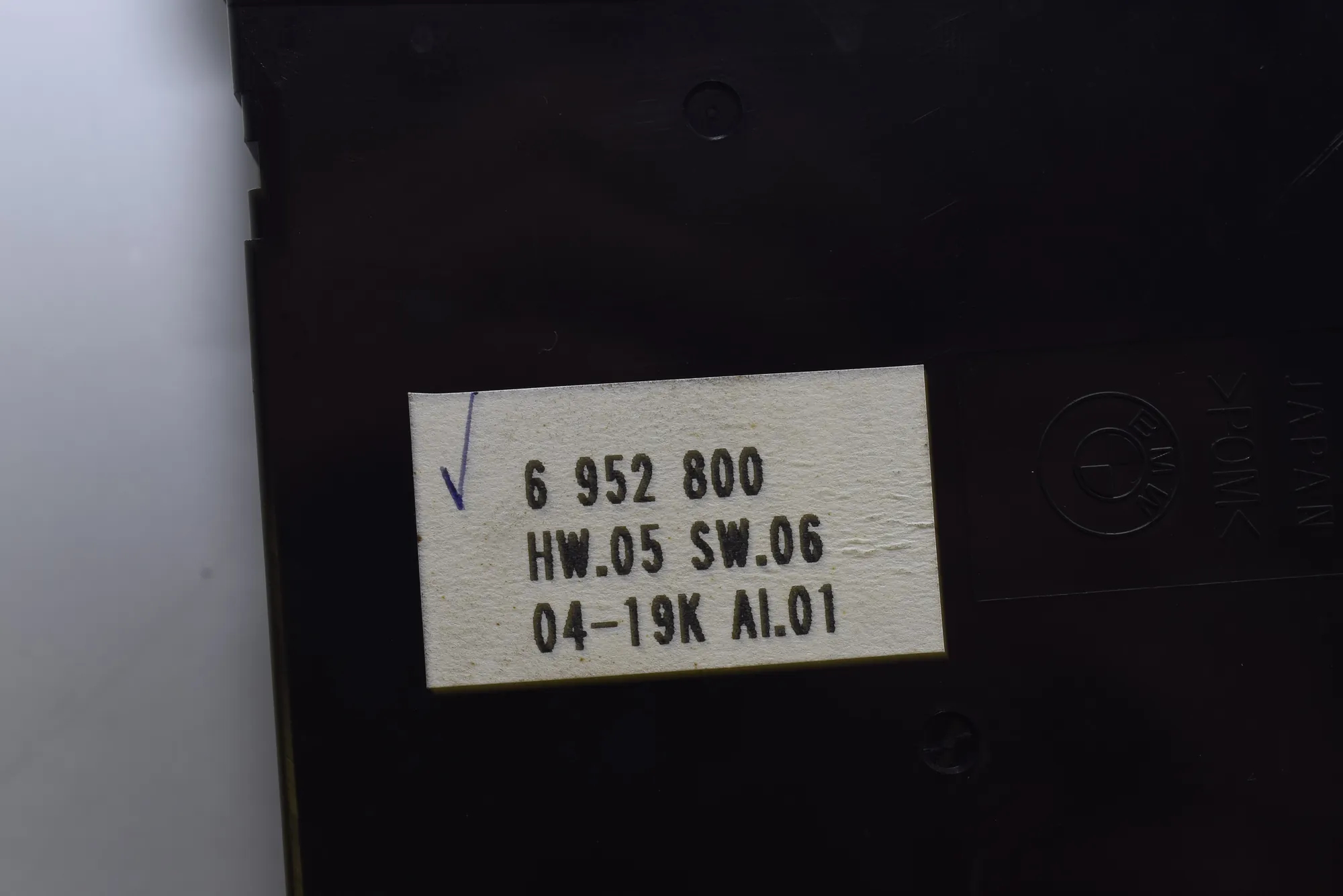 Front Left Door Window Switch – OEM 6952800 · BMW X5 (E53) 3.0 d 2004 – 4
