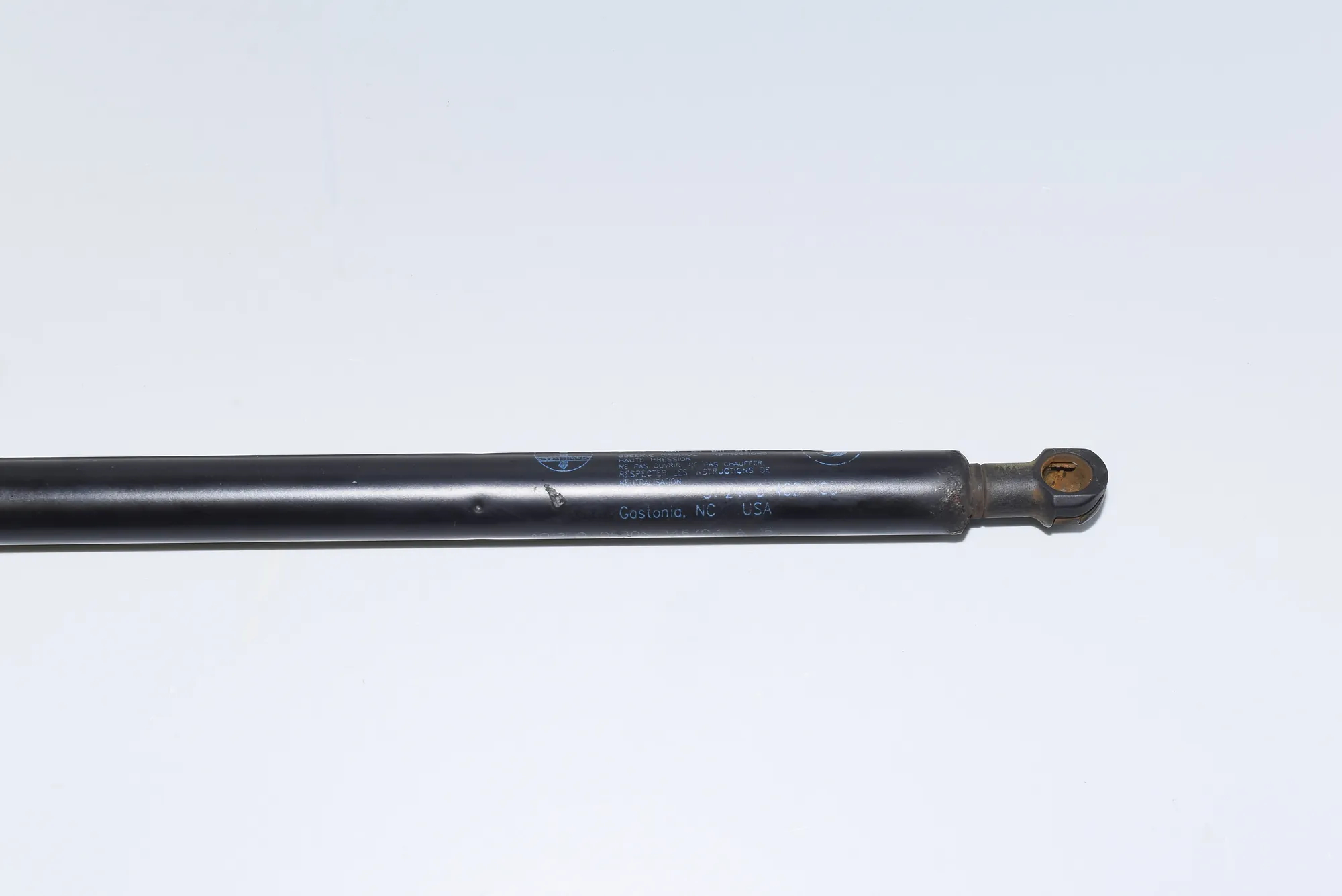 Left Side Tailgate Gas Strut – OEM 8402405 · BMW X5 (E53) 3.0 d 2004 – 2