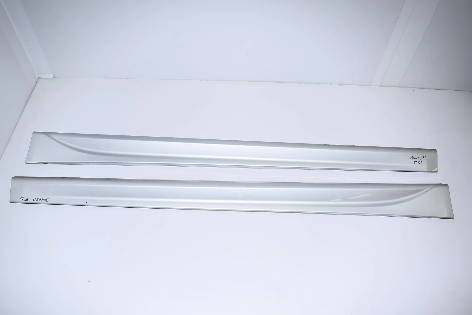 Left Side Sideskirt – OEM 8054241 · BMW 3 Touring (F31) 335 d xDrive 2015
