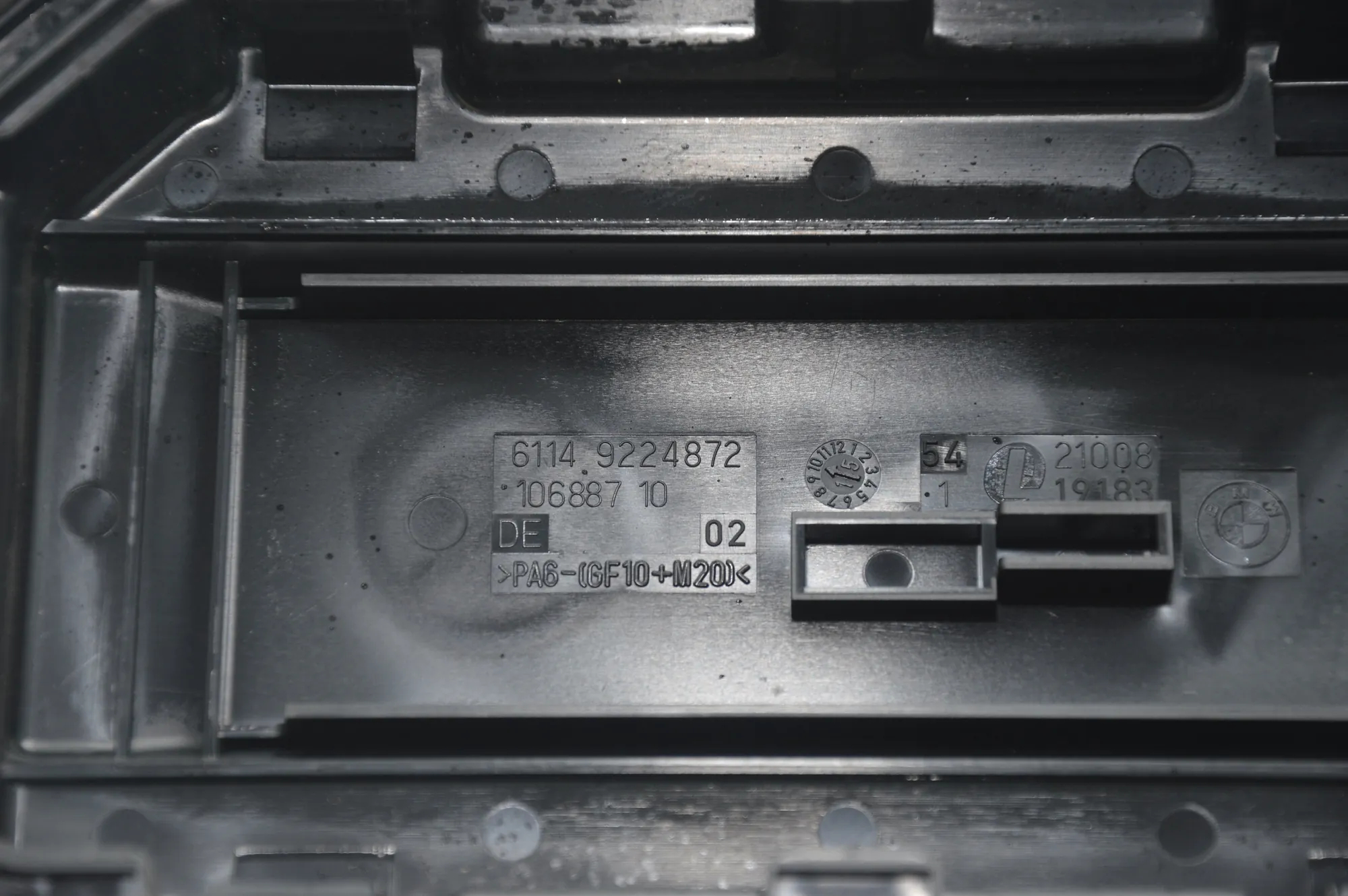 Fuse Box – OEM 9224872 · BMW 3 Touring (F31) 335 d xDrive 2015 – 6