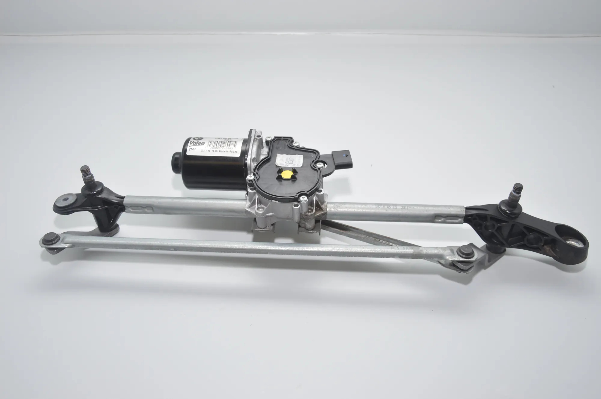 Front Windshield Wiper Mechanism – OEM 7267504 · BMW 3 Touring (F31) 335 d xDrive 2015