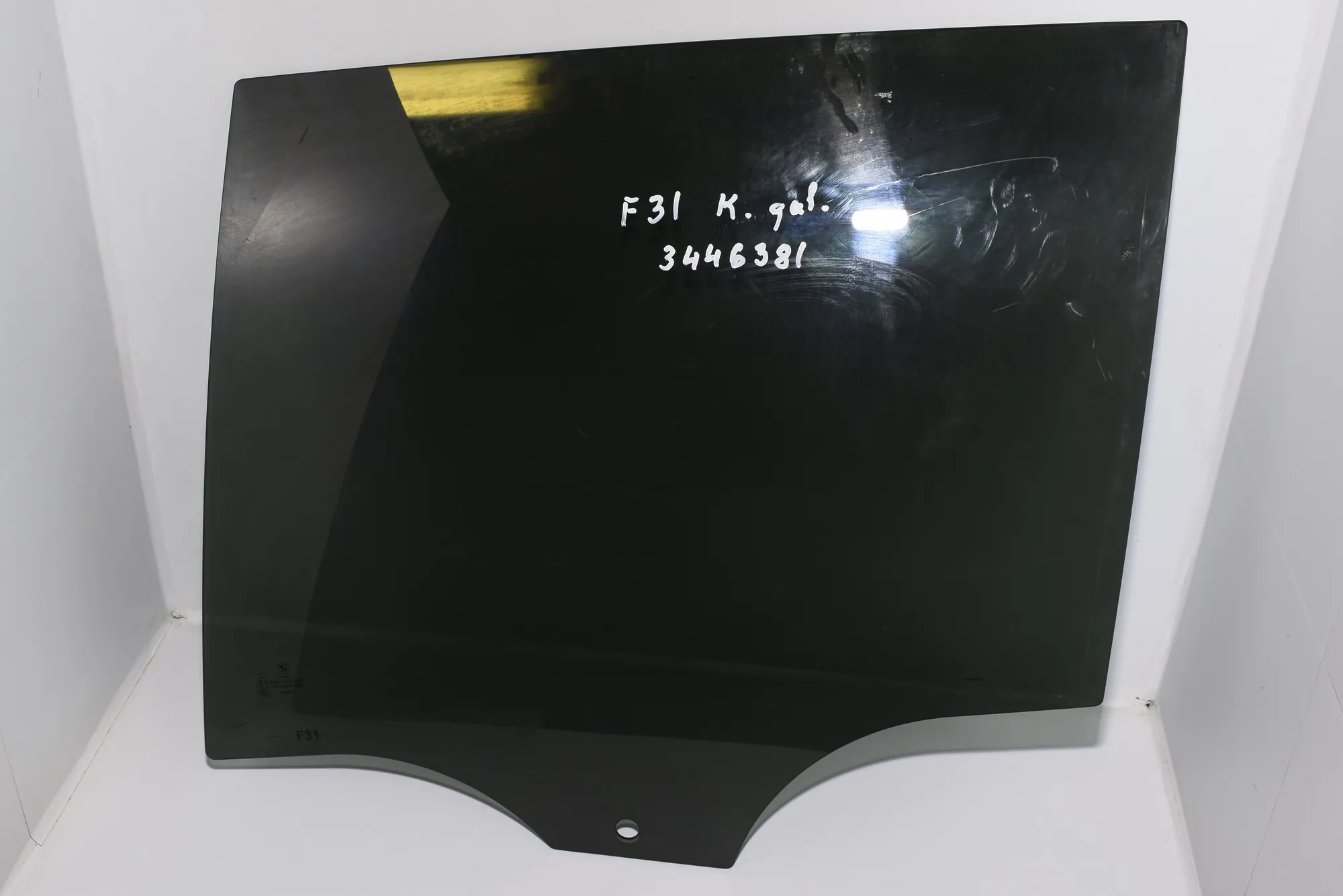 Rear Left Door Window – OEM NA · BMW 3 Touring (F31) 335 d xDrive 2015