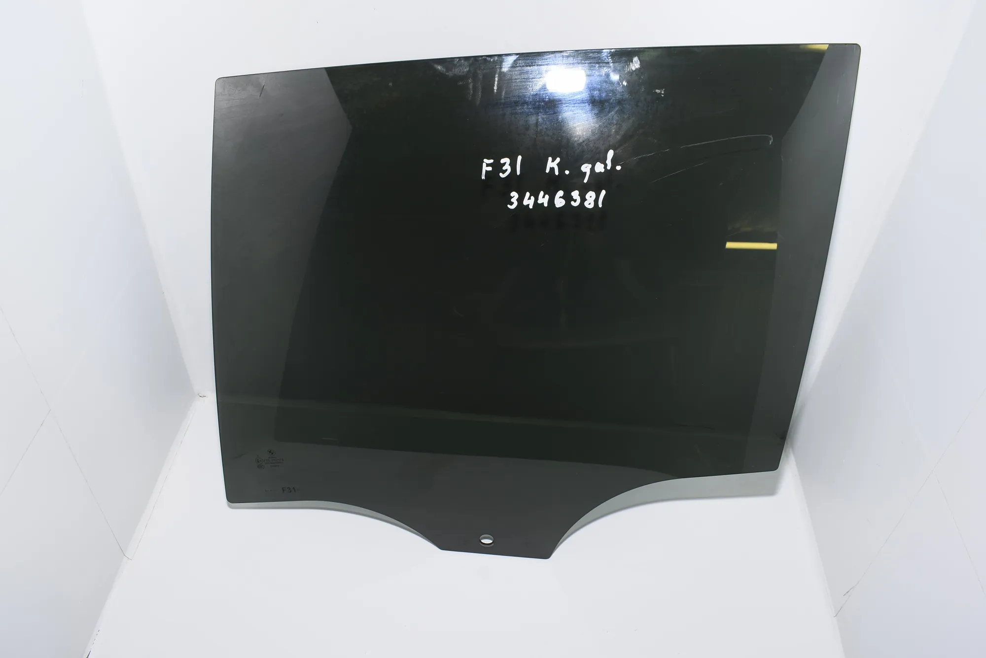 Rear Left Door Window – OEM NA · BMW 3 Touring (F31) 335 d xDrive 2015 – 4