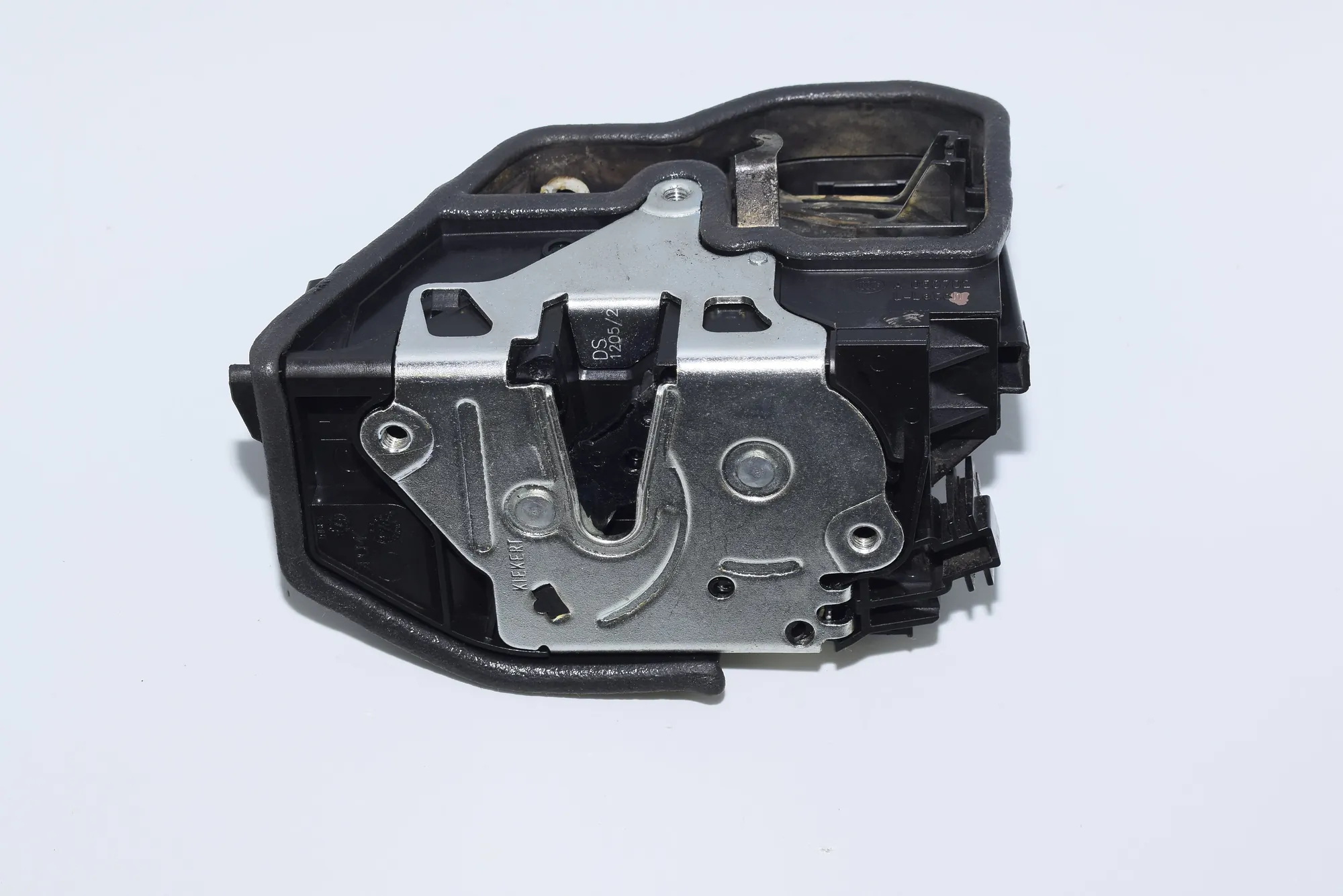 Front Left Door Lock – OEM 7202145 · BMW 3 Touring (F31) 335 d xDrive 2015 – 2