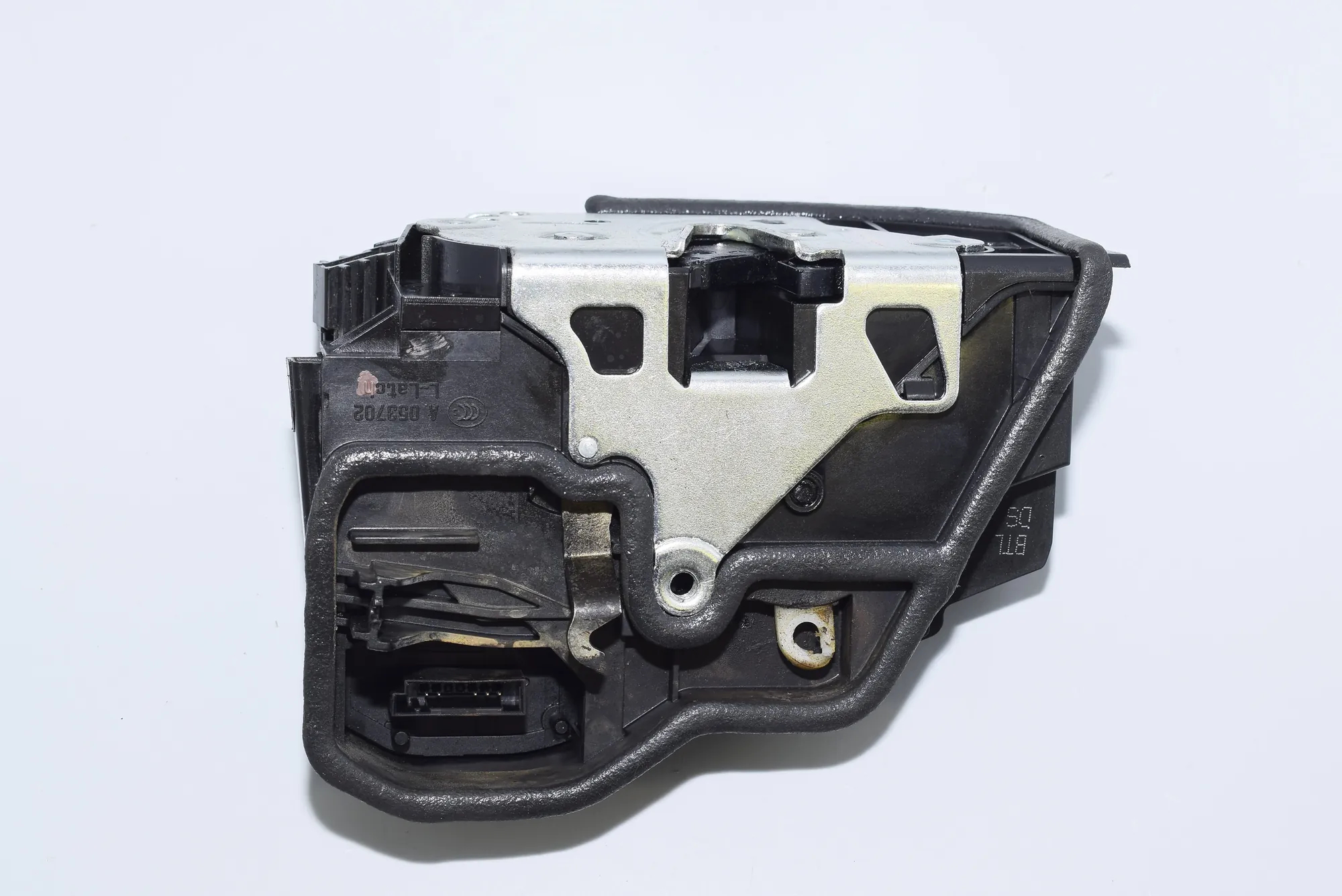 Front Left Door Lock – OEM 7202145 · BMW 3 Touring (F31) 335 d xDrive 2015 – 3