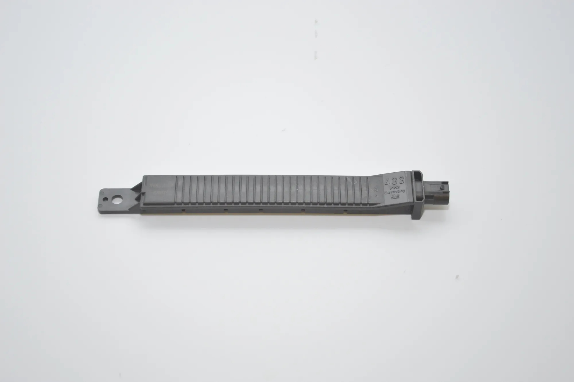 Antenna · BMW X5 (E53) 4.6 is 2003