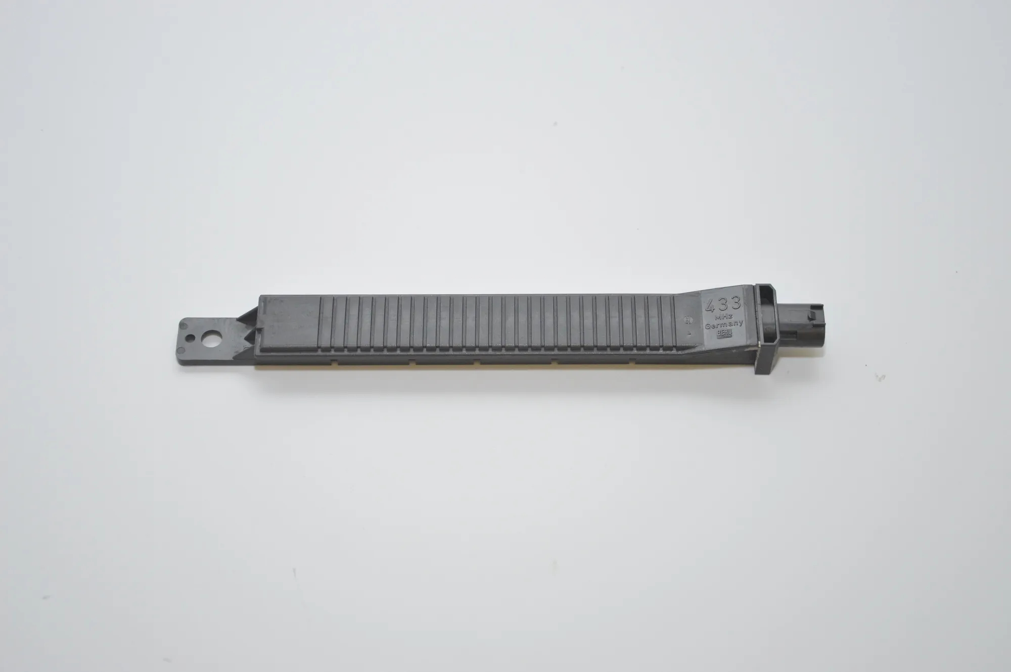 Antenna · BMW X5 (E53) 4.6 is 2003