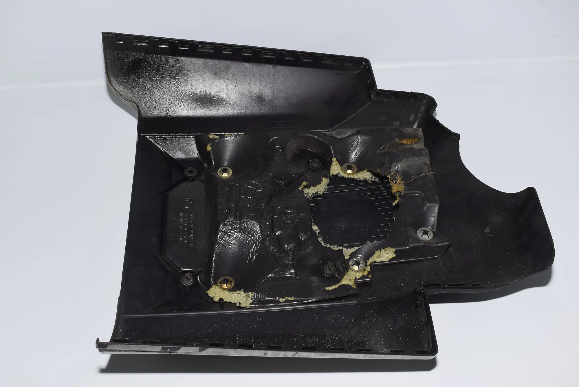 Engine Cover – OEM 1439038 · BMW X5 (E53) 4.6 is 2003 – 3
