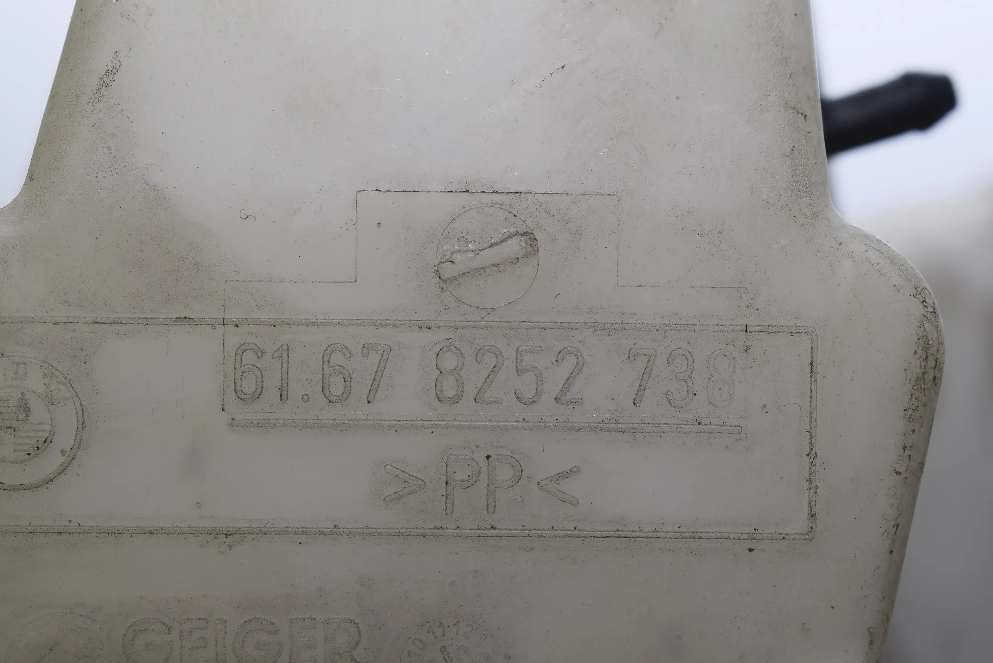 Window Washer Tank – OEM 8252738 · BMW X5 (E53) 4.6 is 2003 – 4