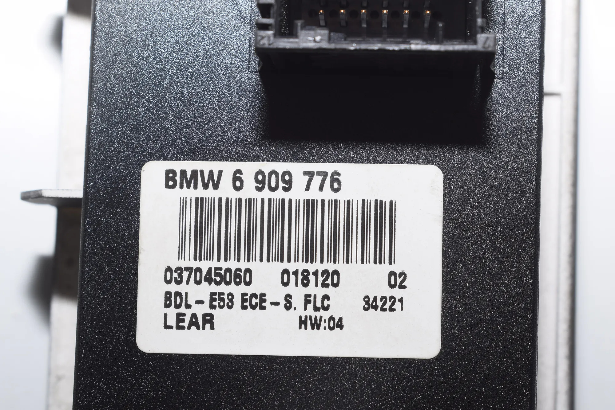 Headlight Switch Control Unit – OEM 6909776 · BMW X5 (E53) 3.0 i 2003 – 6