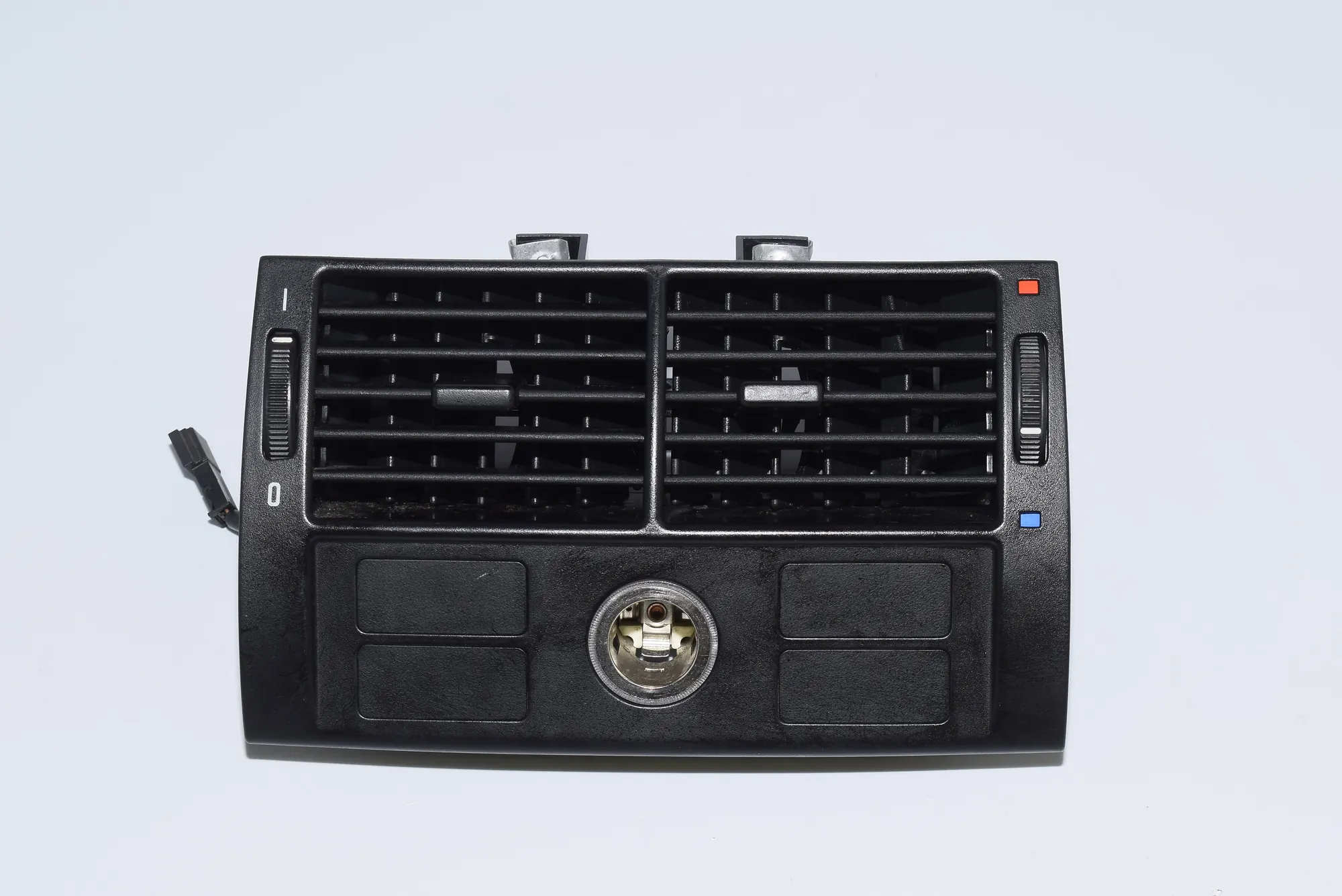 Dashboard Air Vents – OEM 8409081 · BMW X5 (E53) 3.0 i 2003