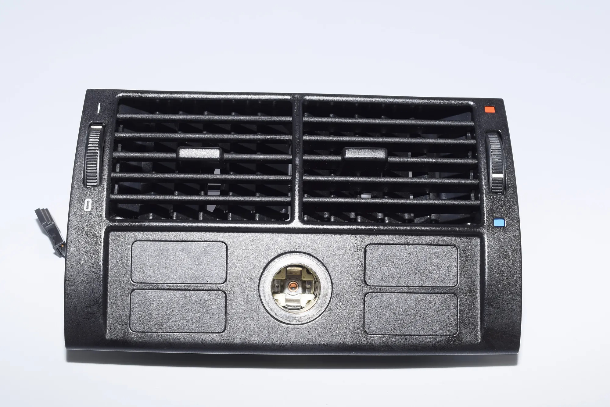 Dashboard Air Vents – OEM 8409081 · BMW X5 (E53) 3.0 i 2003 – 2