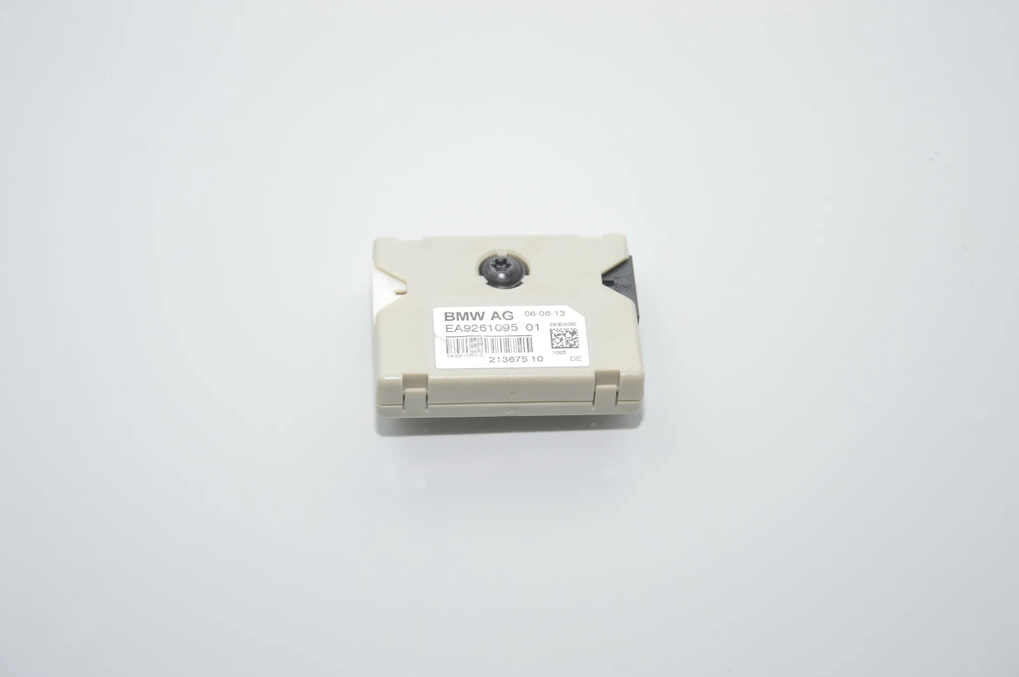 Antenna – OEM 9261095 · BMW 7 (F01, F02) 750 d xDrive 2013