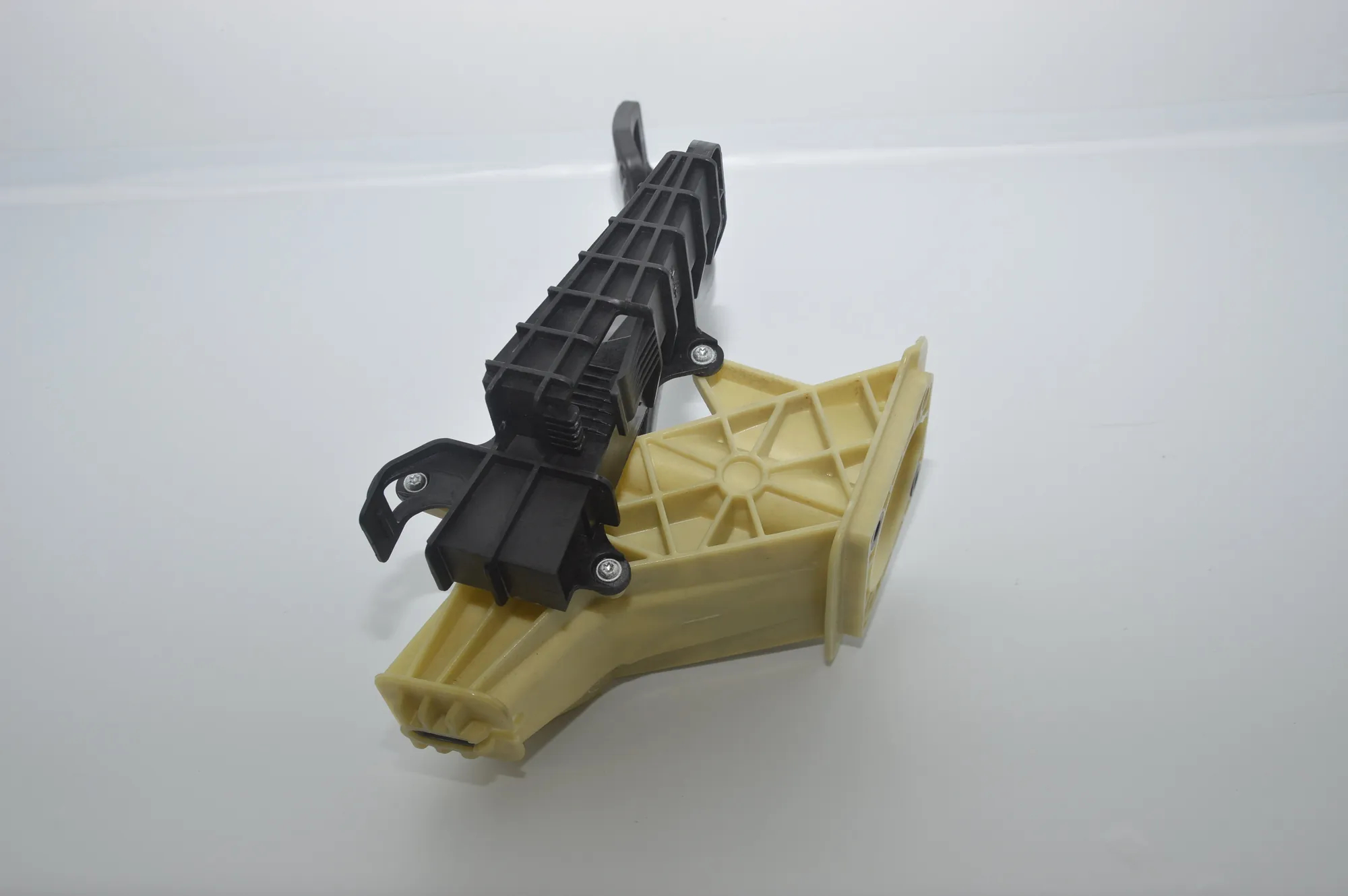 Brake Pedal – OEM 6782665 · BMW 7 (F01, F02) 750 d xDrive 2013 – 4