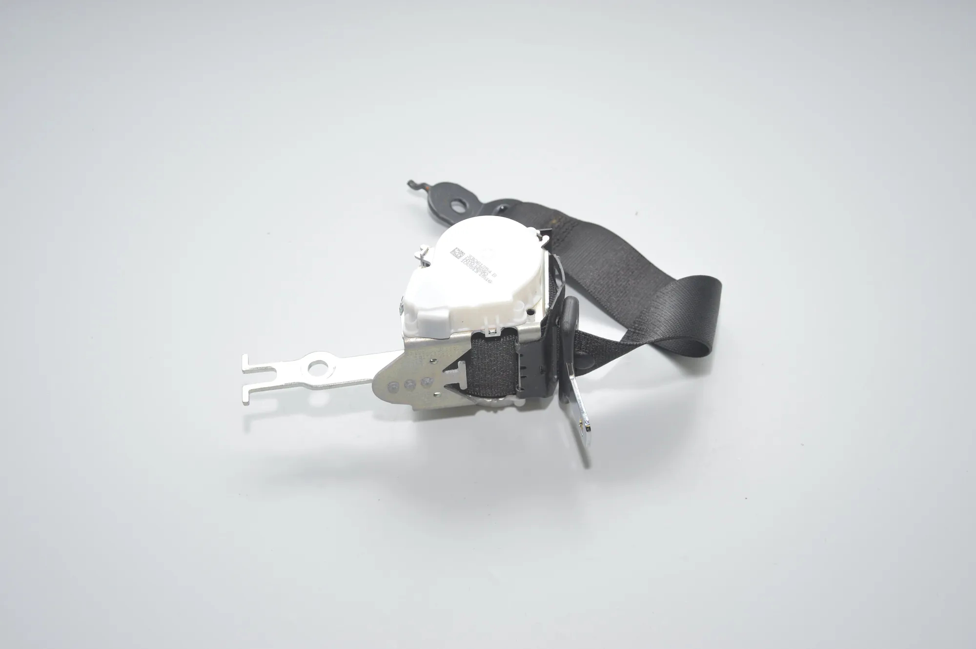 Rear Left Seatbelt – OEM 9163237 · BMW 7 (F01, F02) 750 d xDrive 2013 – 4