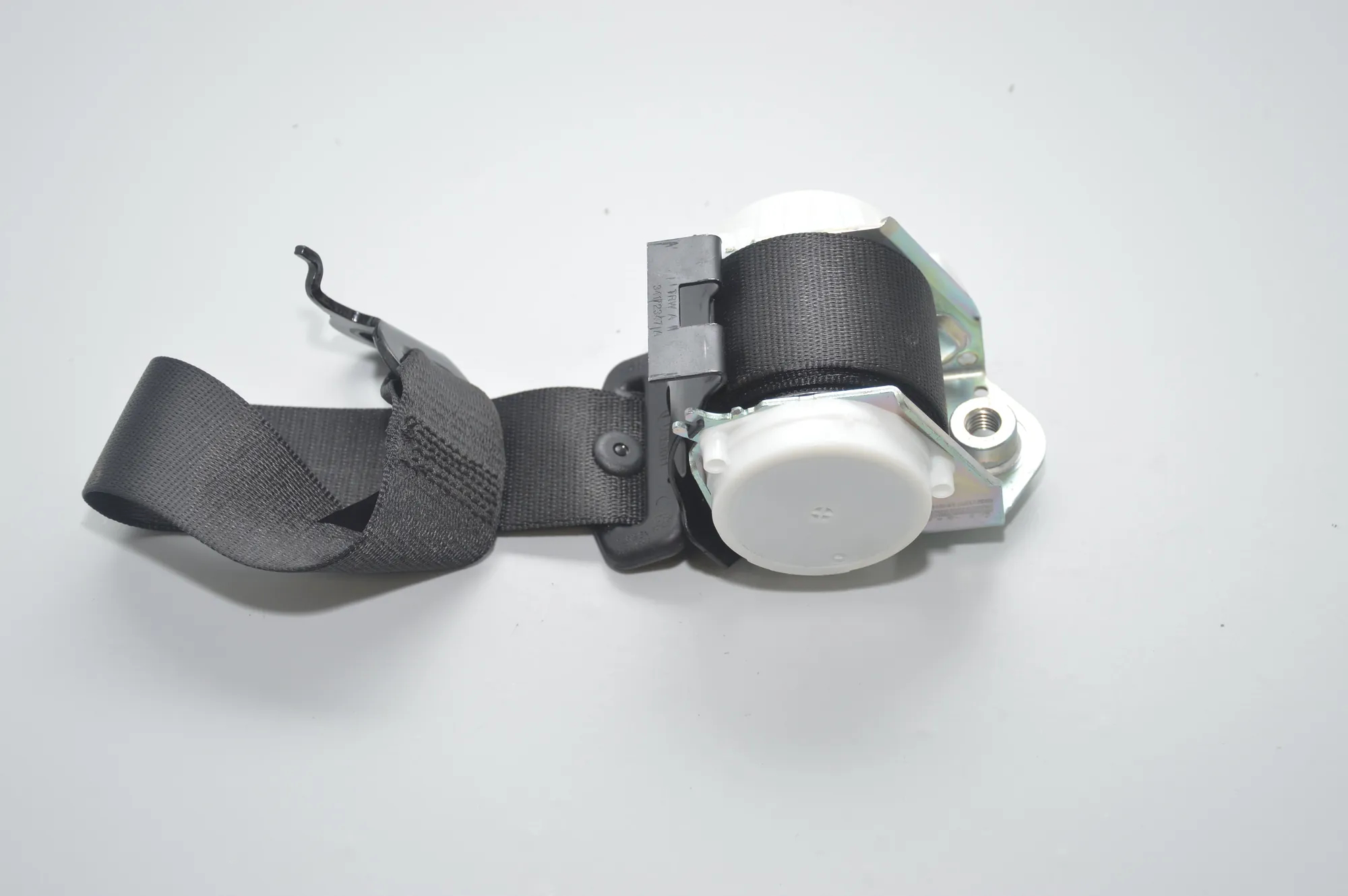 Front Right Seatbelt – OEM 7269499 · BMW 7 (F01, F02) 750 d xDrive 2013 – 2