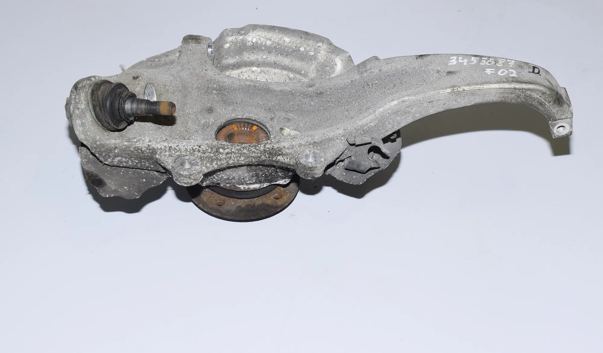 Front Right Wheel Hub – OEM NA · BMW 7 (F01, F02) 750 d xDrive 2013 – 2