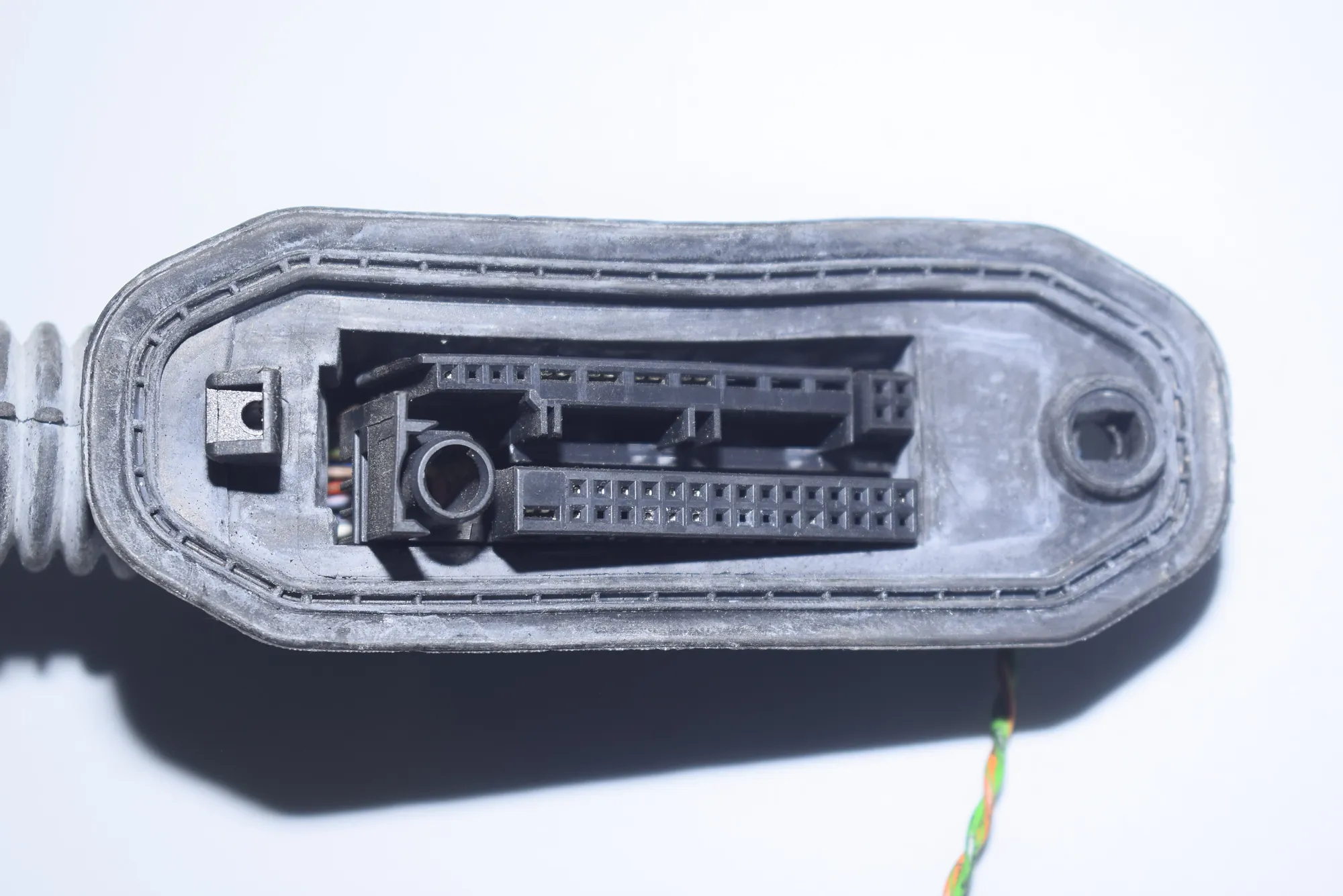 Front Right Door Wiring – OEM NA · BMW 7 (F01, F02) 750 d xDrive 2013 – 5