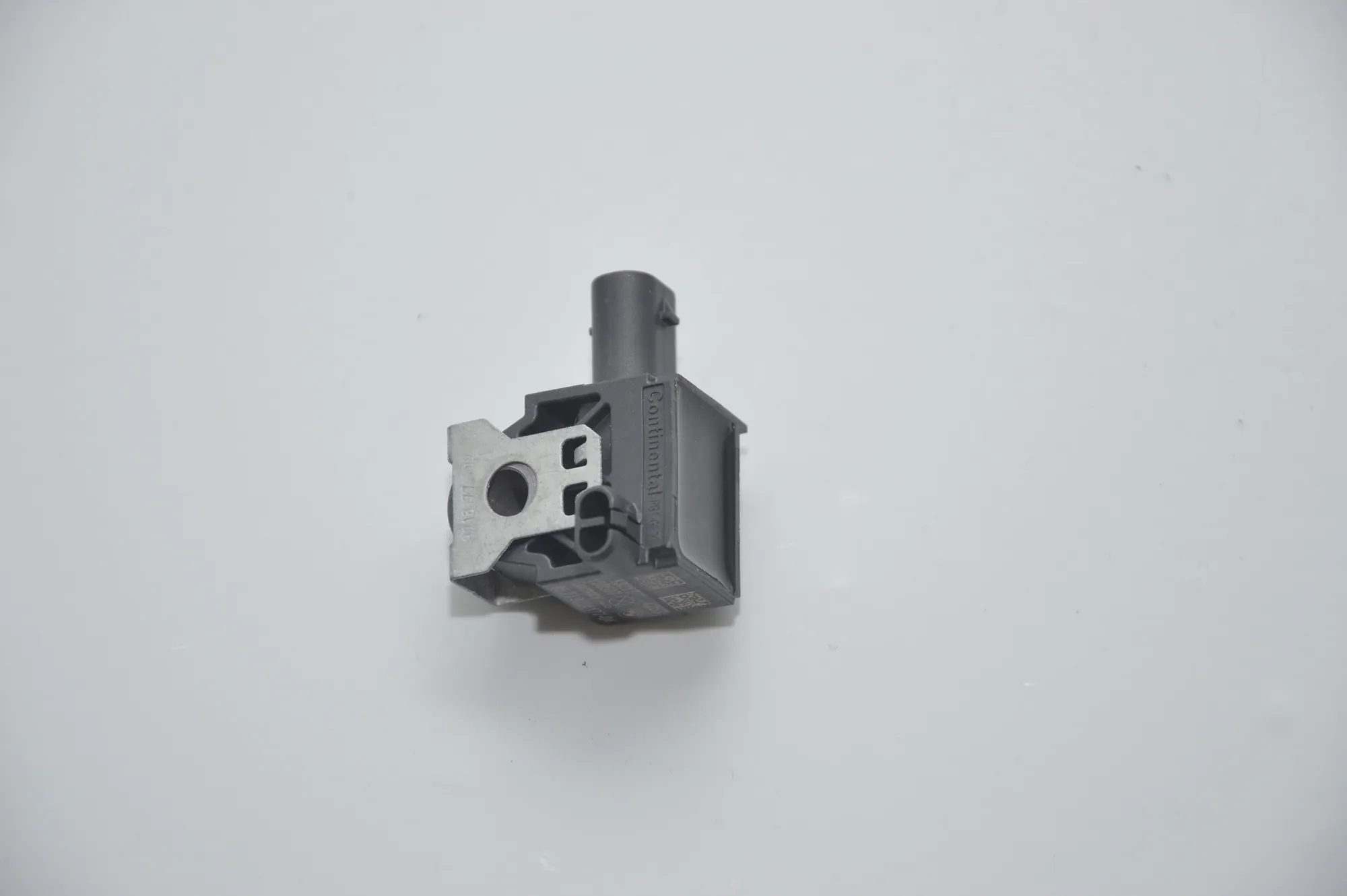 Front Left Impact Sensor – OEM 9224177 · BMW 7 (F01, F02) 750 d xDrive 2013