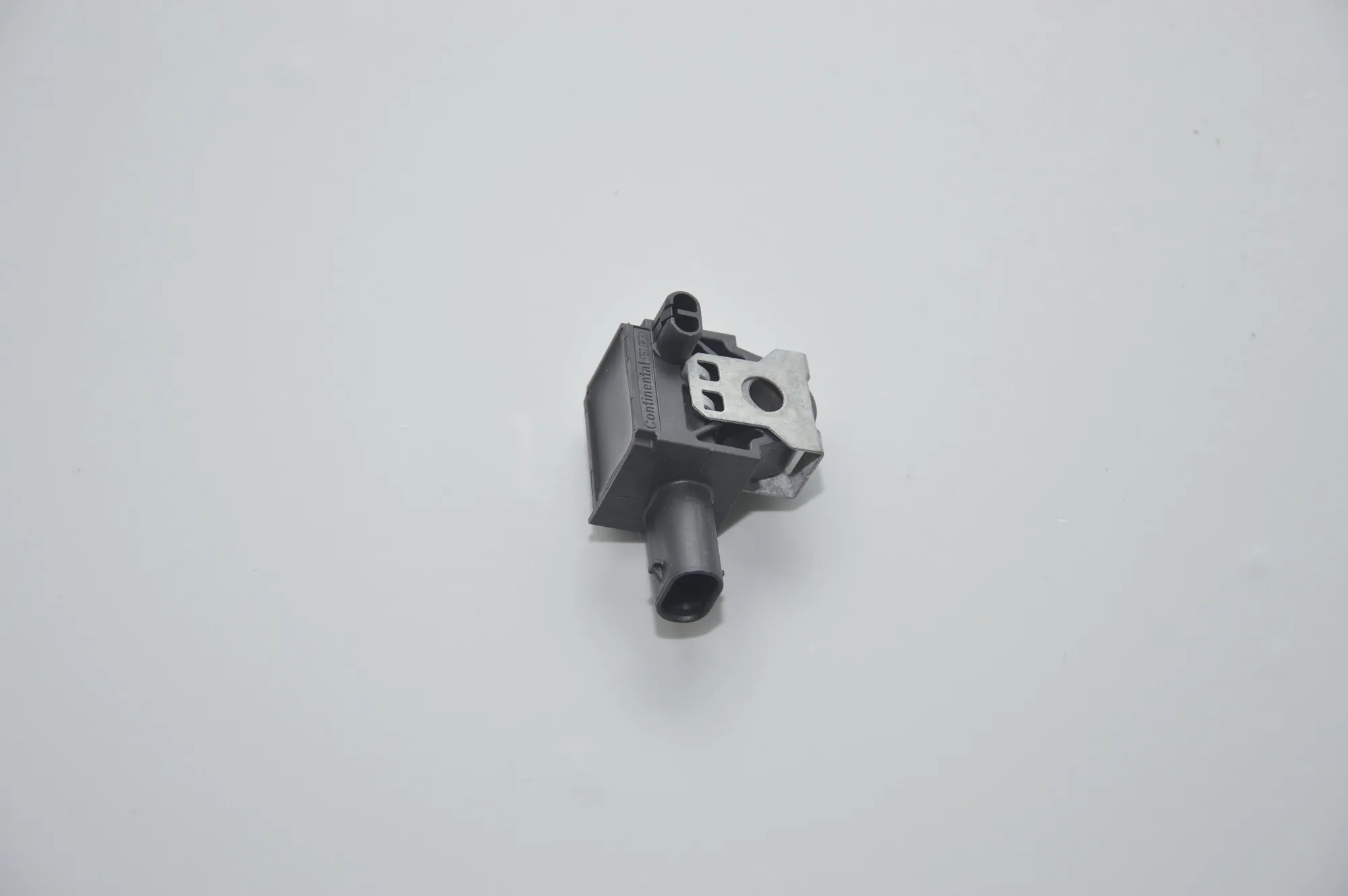 Front Left Impact Sensor – OEM 9224177 · BMW 7 (F01, F02) 750 d xDrive 2013 – 2