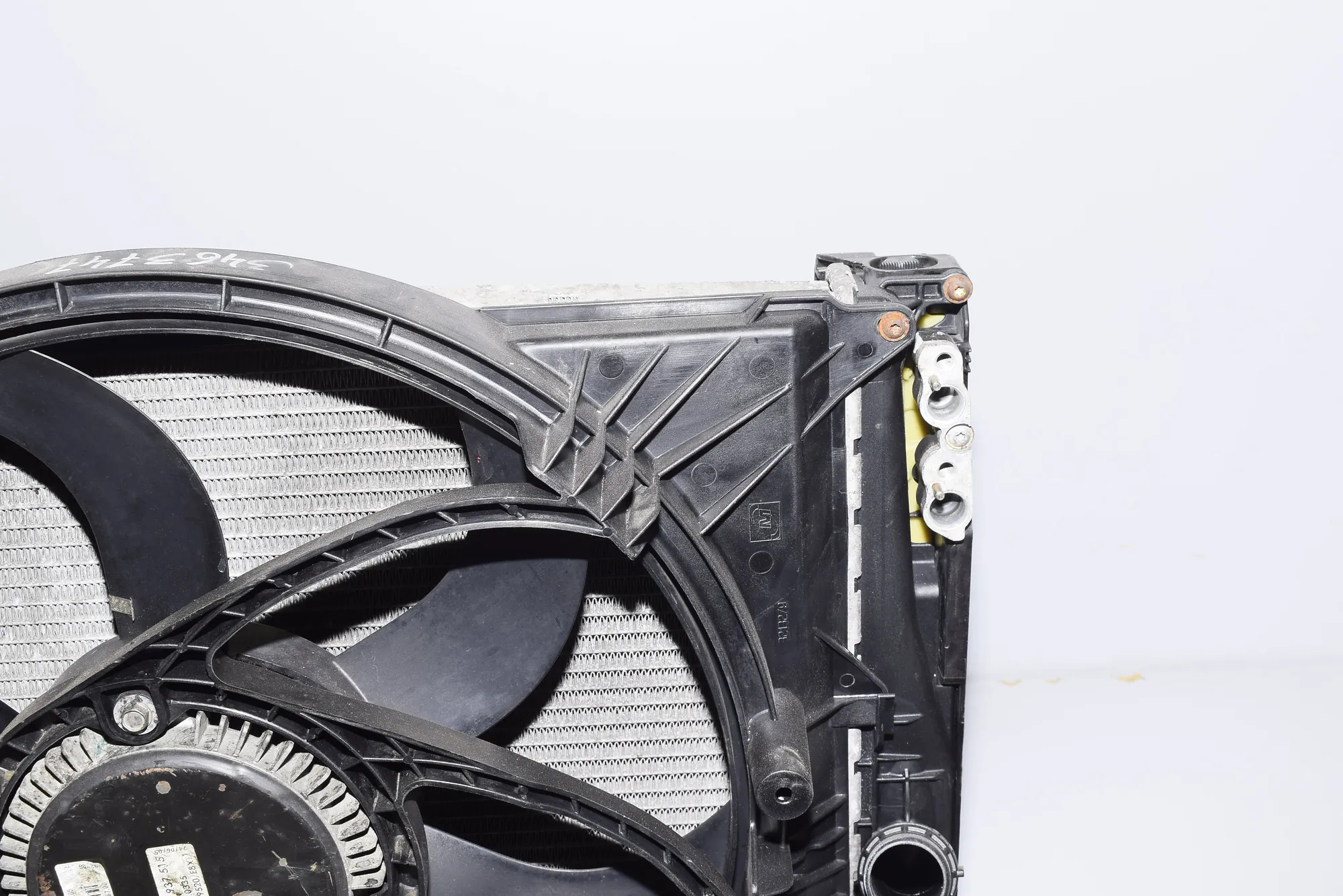 Radiator Pack Set – OEM 7788898 · BMW 3 Coupe (E92) 320 d 2007 – 6