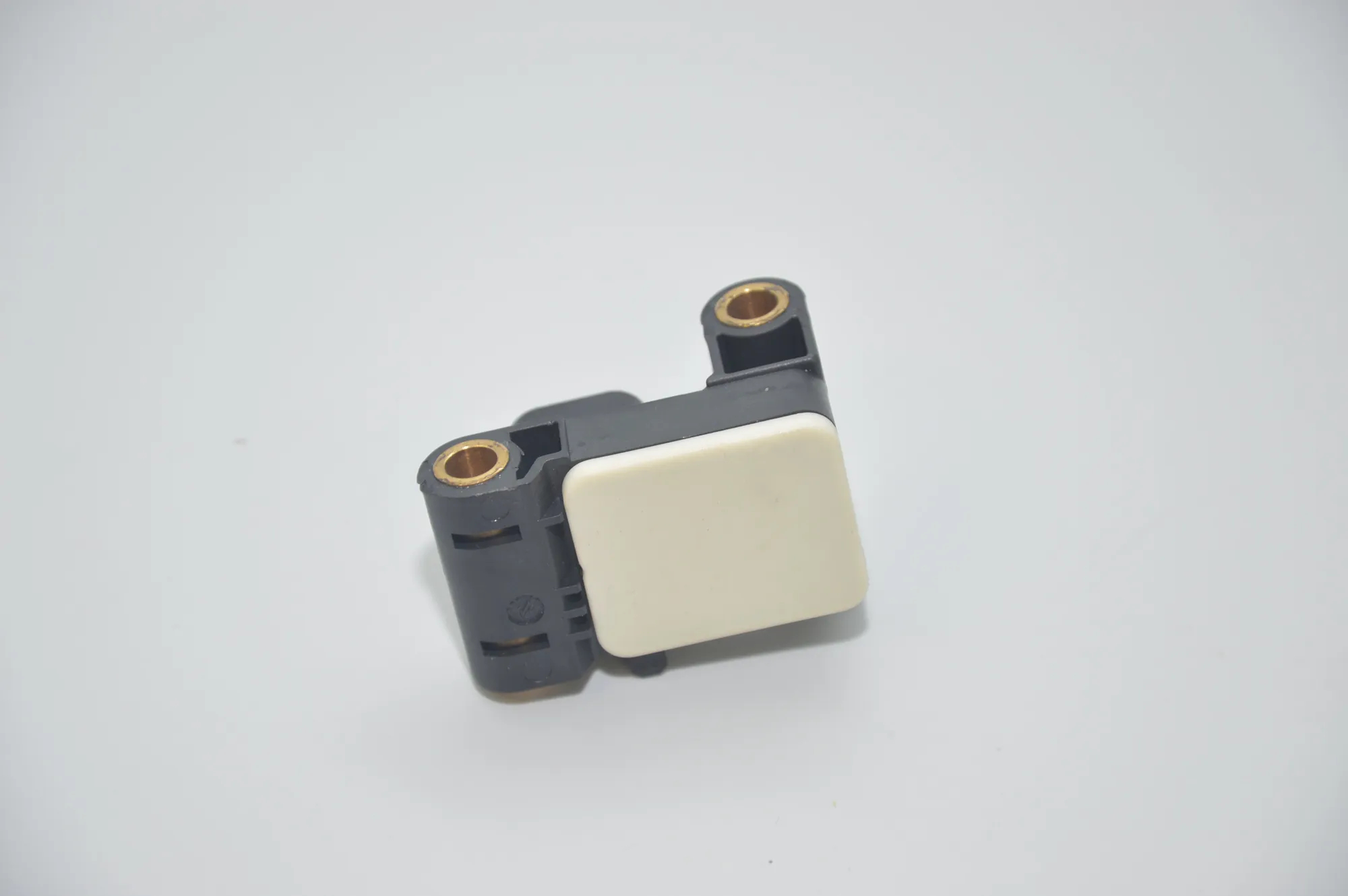 Front Right Impact Sensor – OEM 6956485 · BMW 3 Coupe (E92) 320 d 2007 – 3