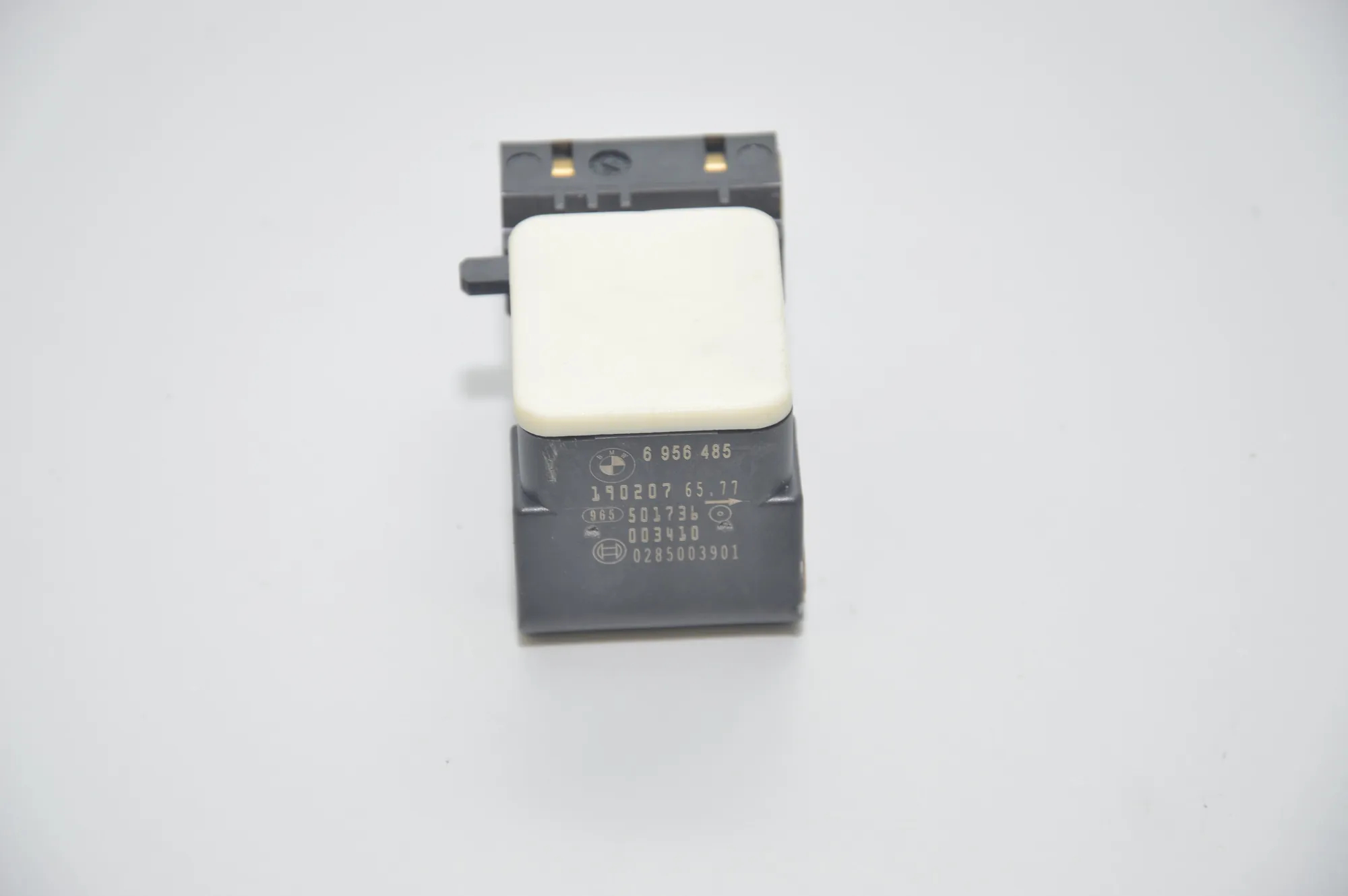 Front Right Impact Sensor – OEM 6956485 · BMW 3 Coupe (E92) 320 d 2007 – 4
