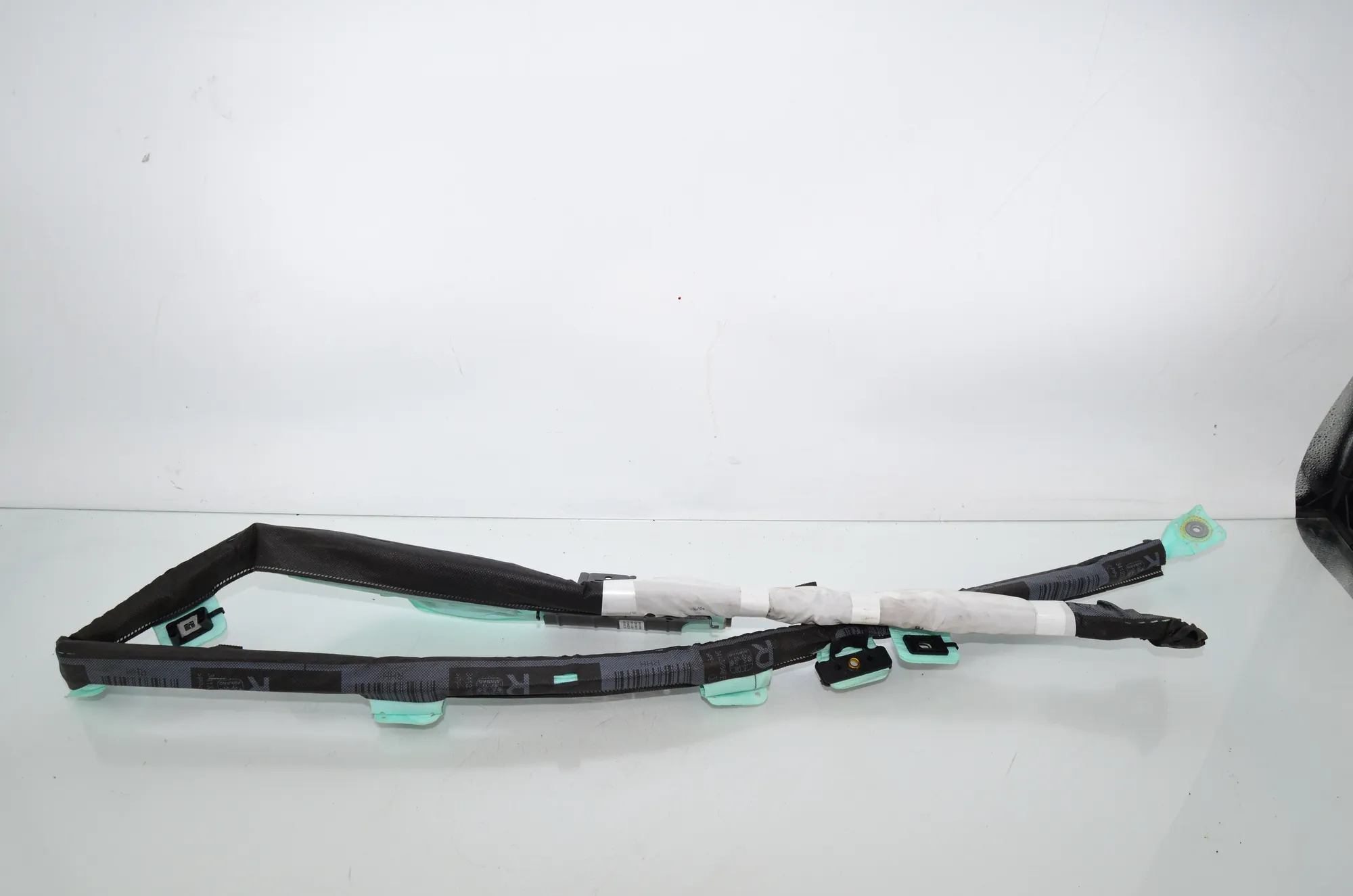 Right Side Roof Safety Curtain SRS – OEM 7406506 · BMW i3 (I01) BMW i3 (I01) Electric 2015 – 2